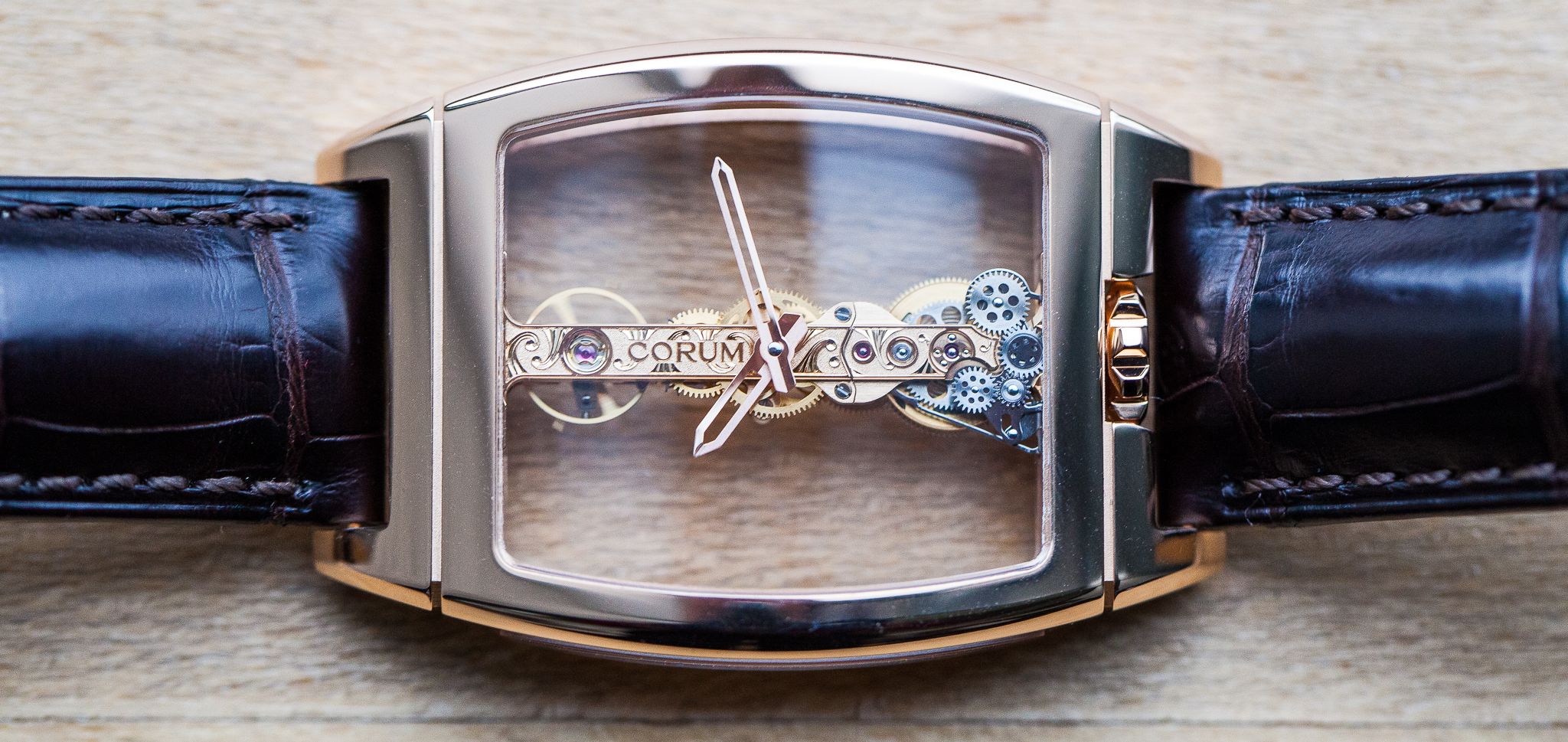 Requisiten_Corum_Golden_Bridge