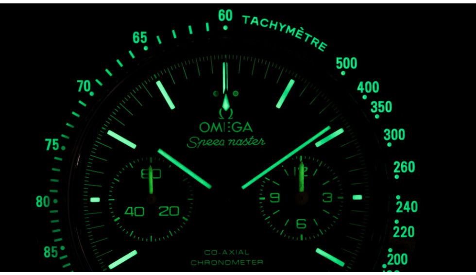 Super-LumiNova – Le matériau qui fait briller votre montre