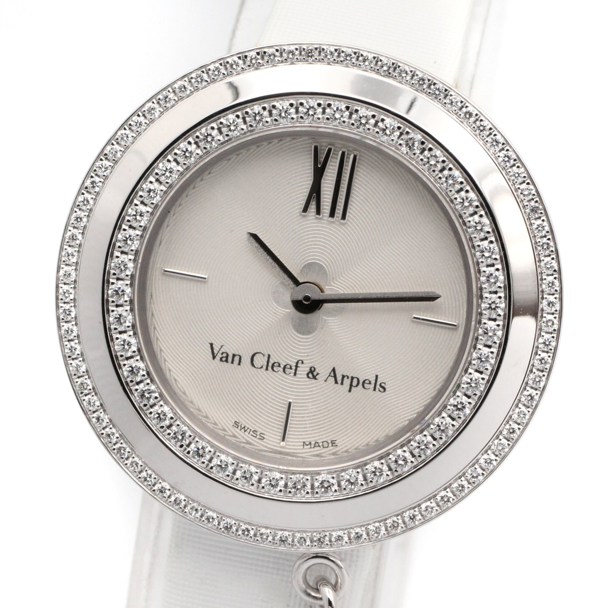 Van Cleef & Arpels Charm VCARO29A00 Silver Dial 25mm Watch