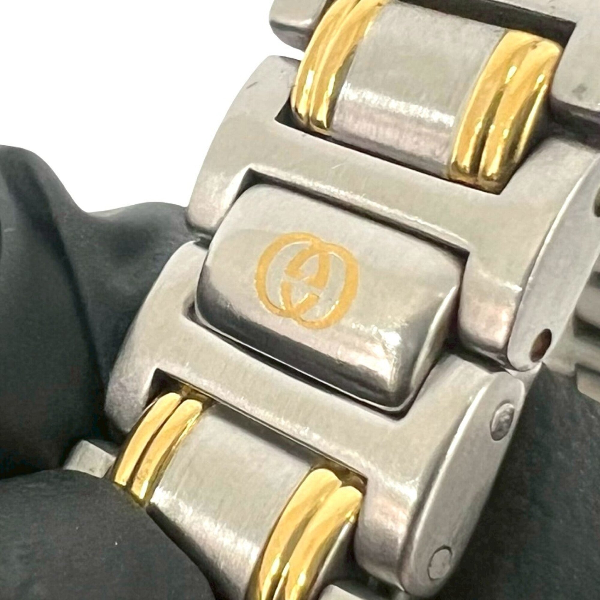 GUCCI 9000L Logo Engraved Stainless Steel Quartz Wrist Silver/Gold 37789