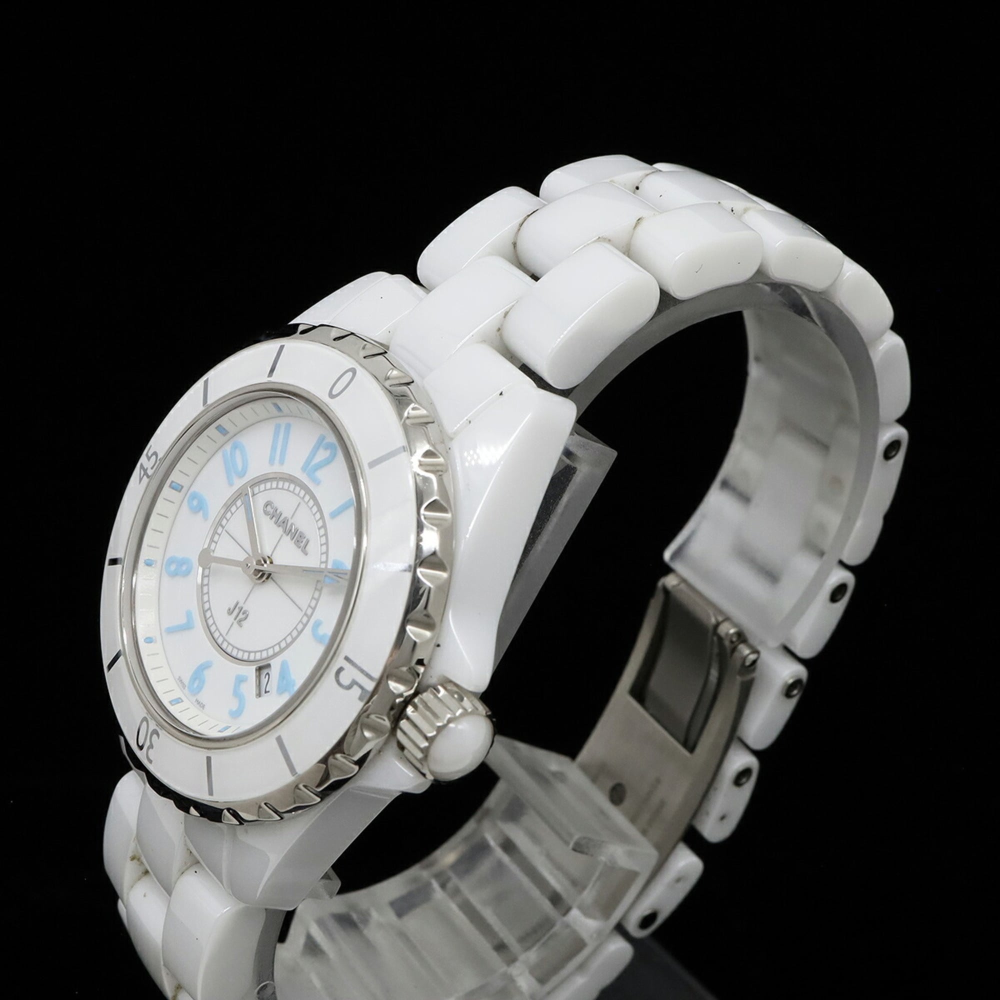 Chanel J12 H3826 White Dial 33mm Watch