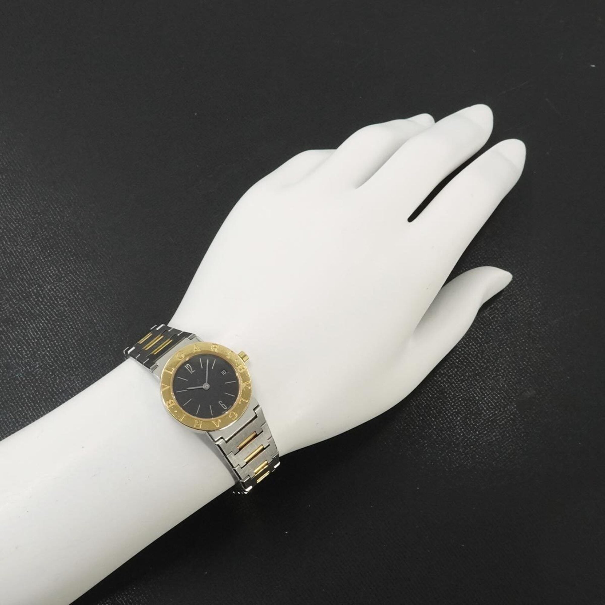 BVLGARI BB26SGD Wo Date Black YG Yellow Gold Quartz