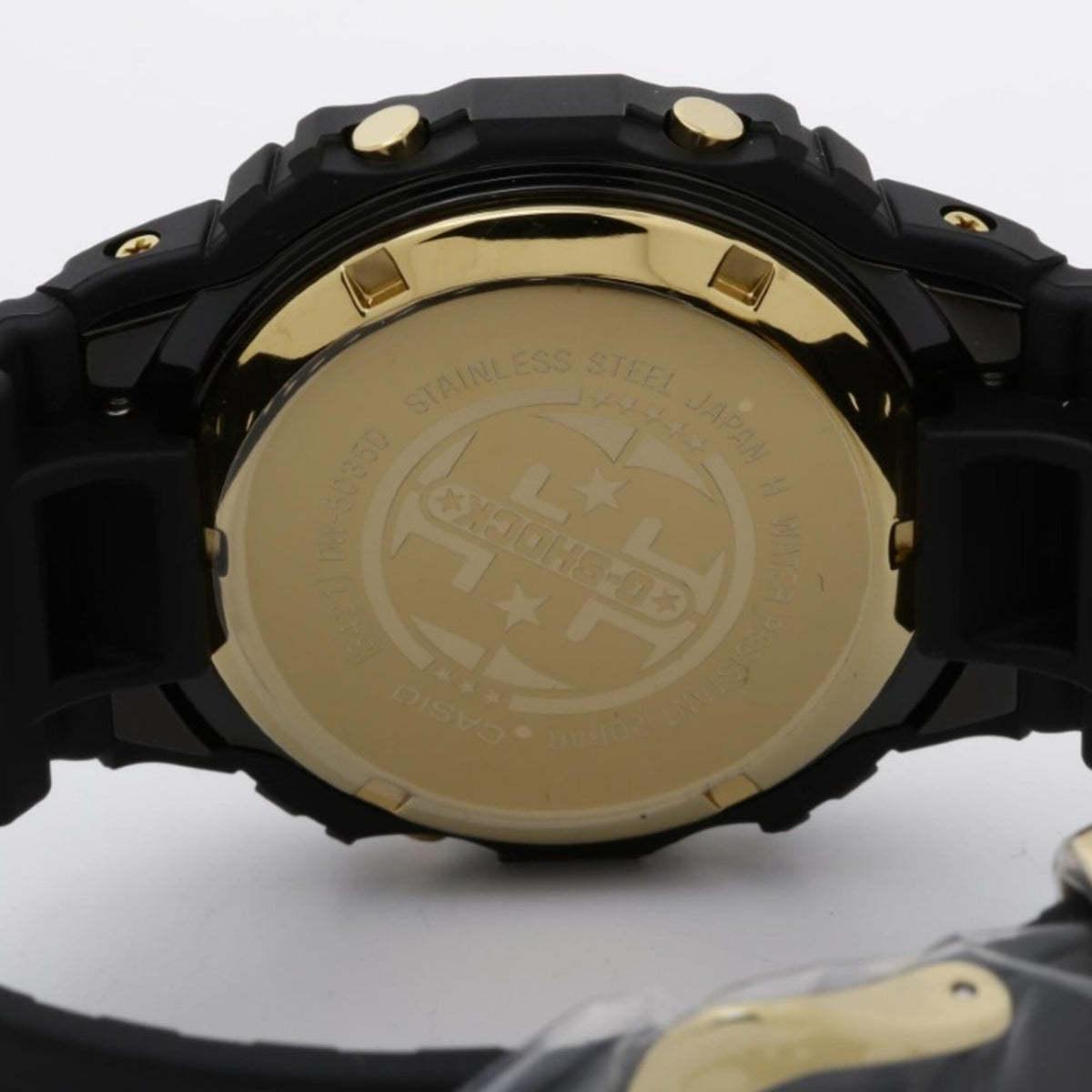Montre Casio G-SHOCK modèle 35e anniversaire DW-5035D Noir cadran de 43 mm