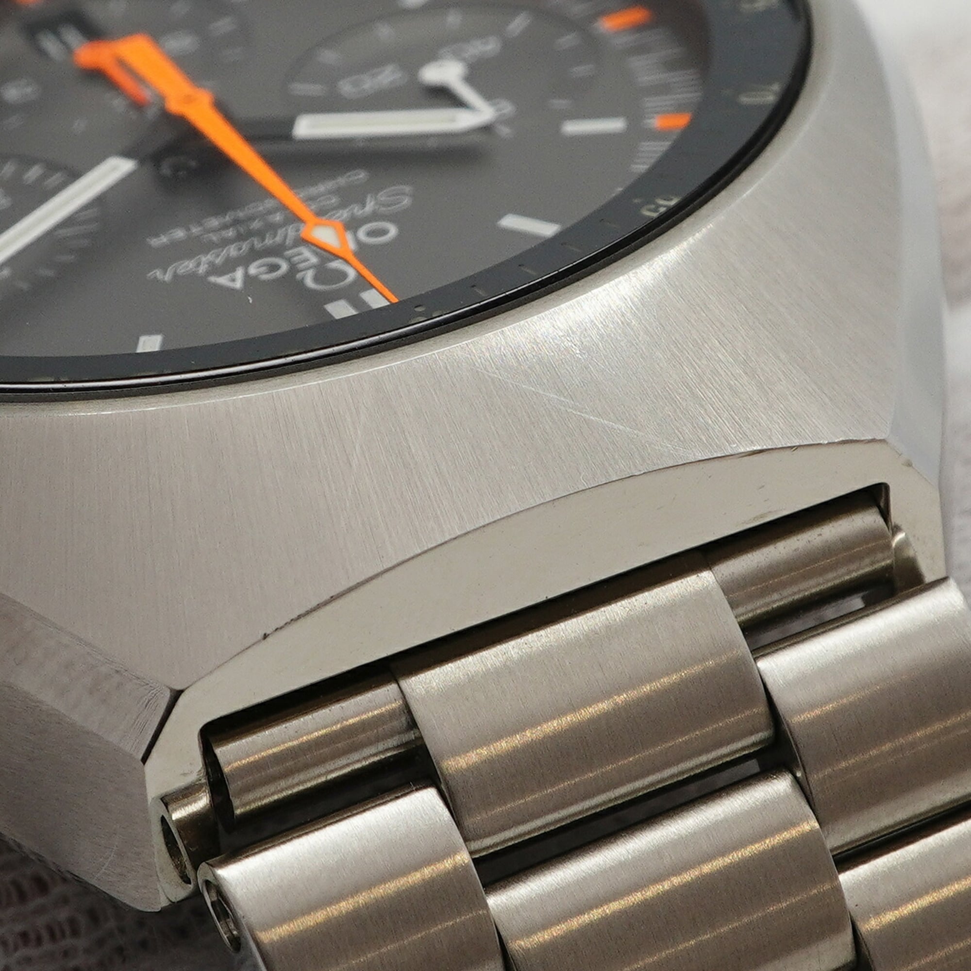 Omega Speedmaster 327.10.43.50.06.001 Gray Dial Stainless steel 42mm Watch