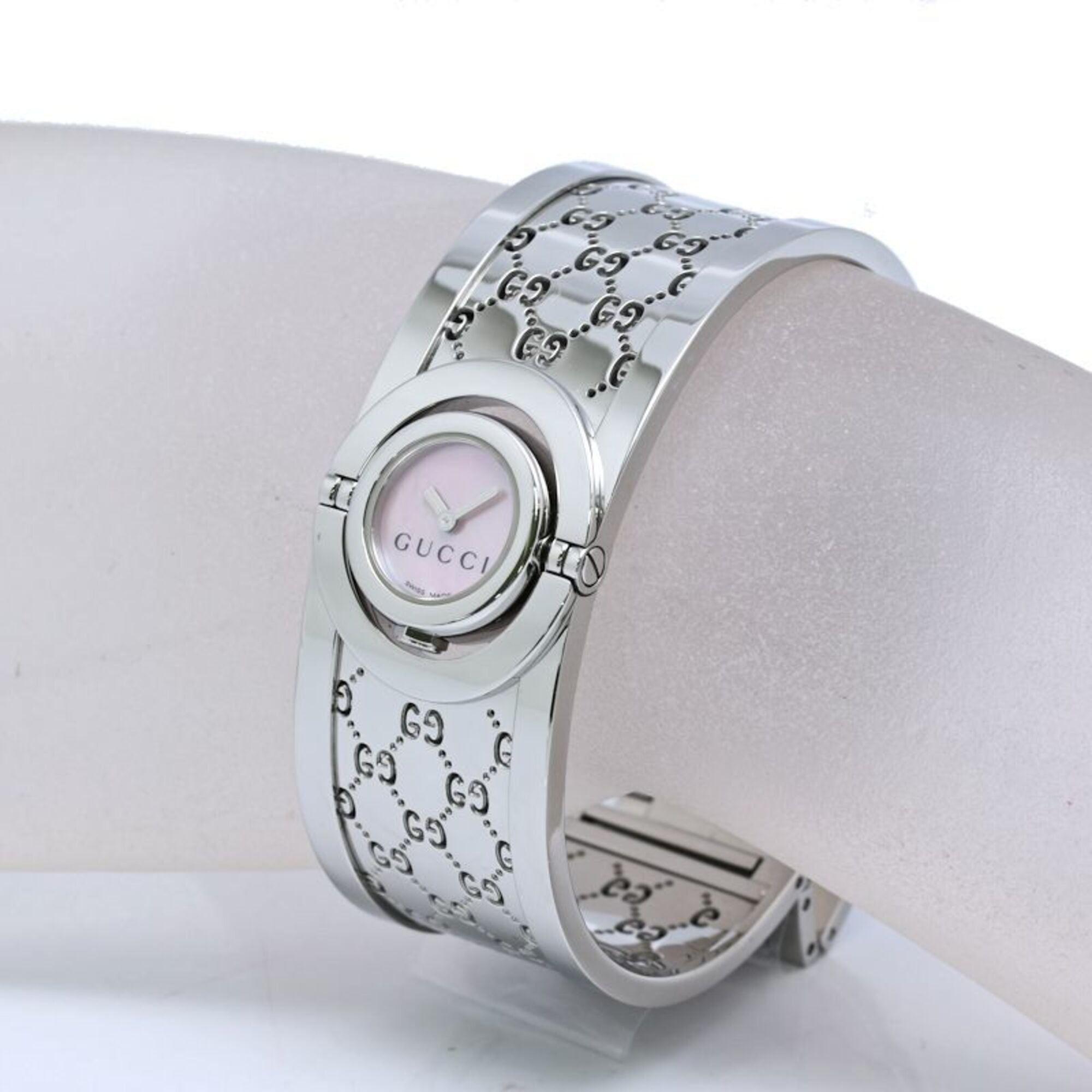 Gucci Toile YA112513 112 Pini Dial 23mm Watch