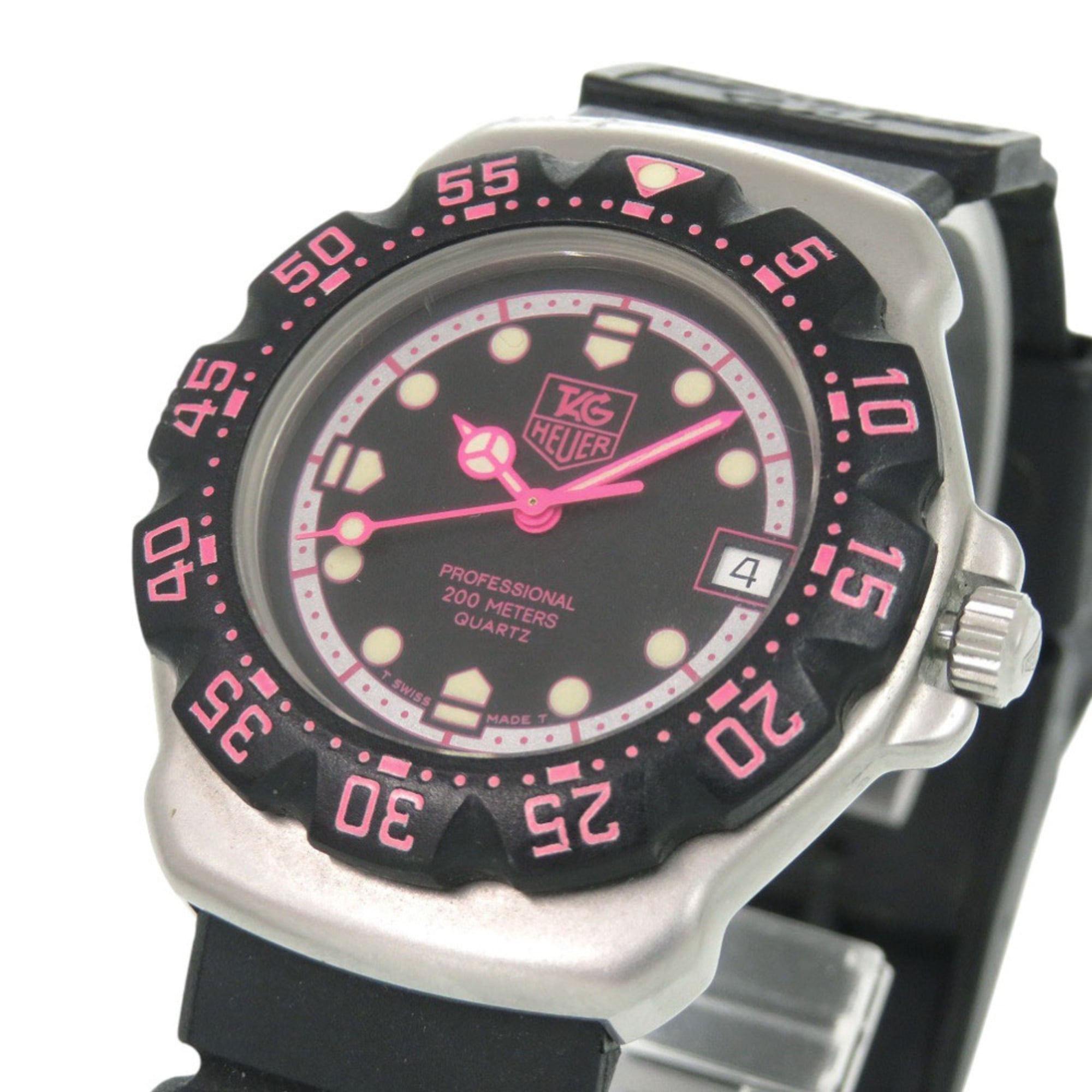 Tag Heuer Formula 1 WA1217 Uhr aus Edelstahl mit Kautschukarmband, Schwarz und Rosa Zifferblatt, QuarzUhrwerk, 1922