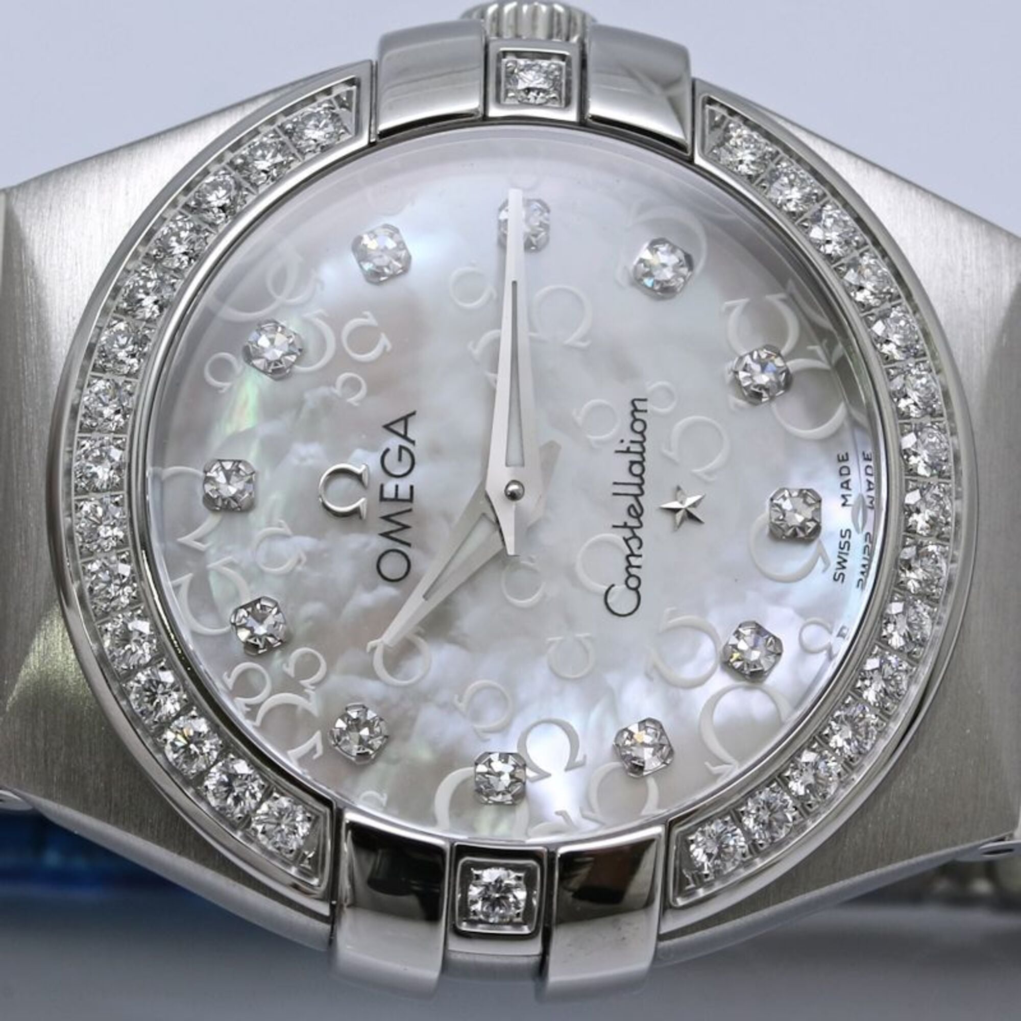 Omega Constellation 123.15.27.60.55.005 White Dial 27mm Watch