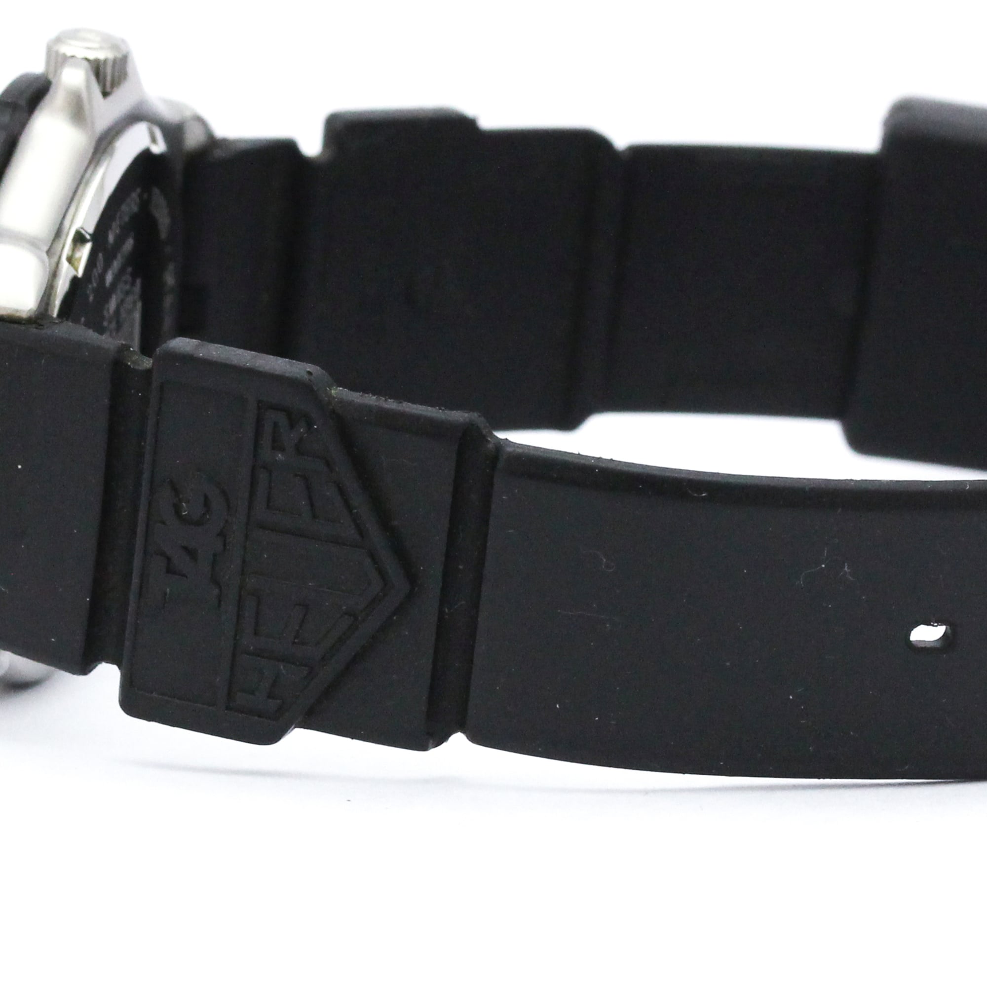 TAG HEUER Formula 1 Stainless Steel Quartz Mid Size Watch WA1216