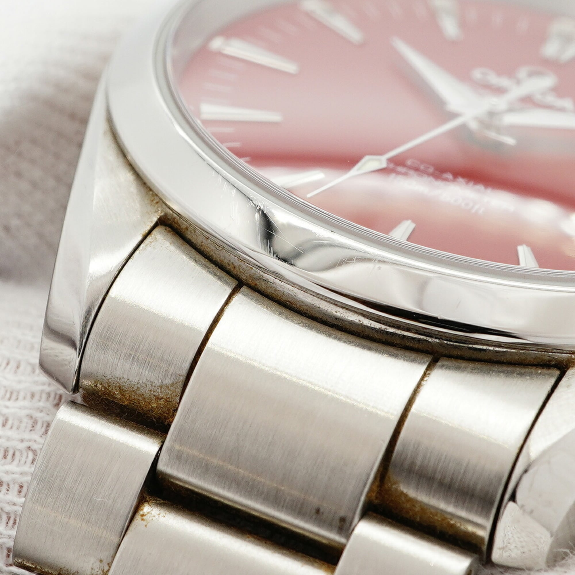 Omega Seamaster 2503.6 Red Dial 39mm Watch