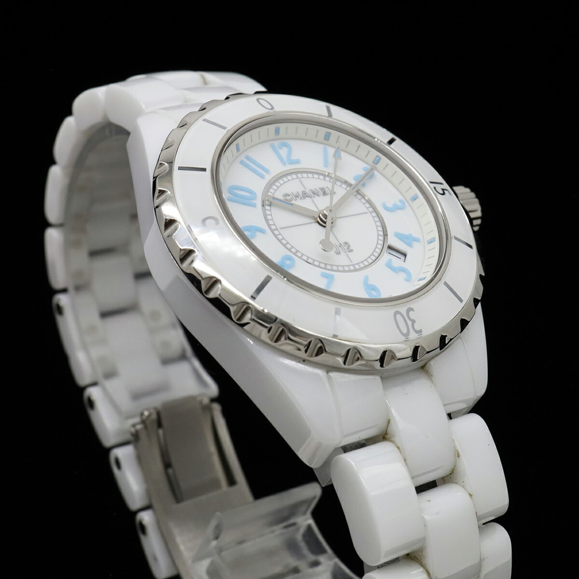 Chanel J12 H3826 White Dial 33mm Watch