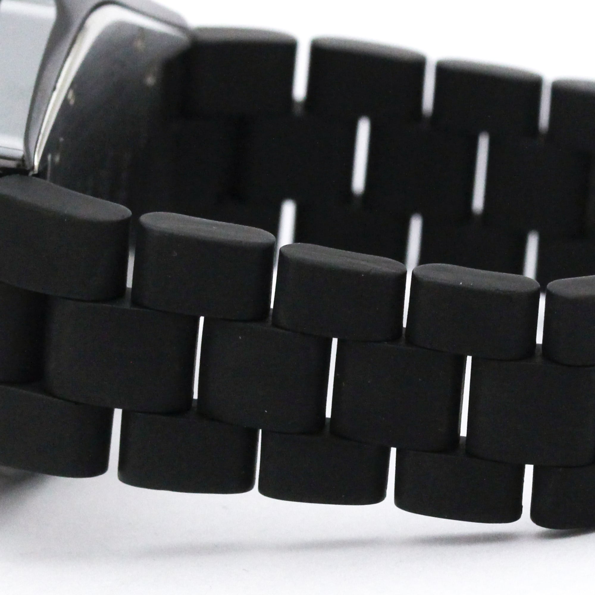 Chanel J12 H0684 Black Dial 39mm Watch