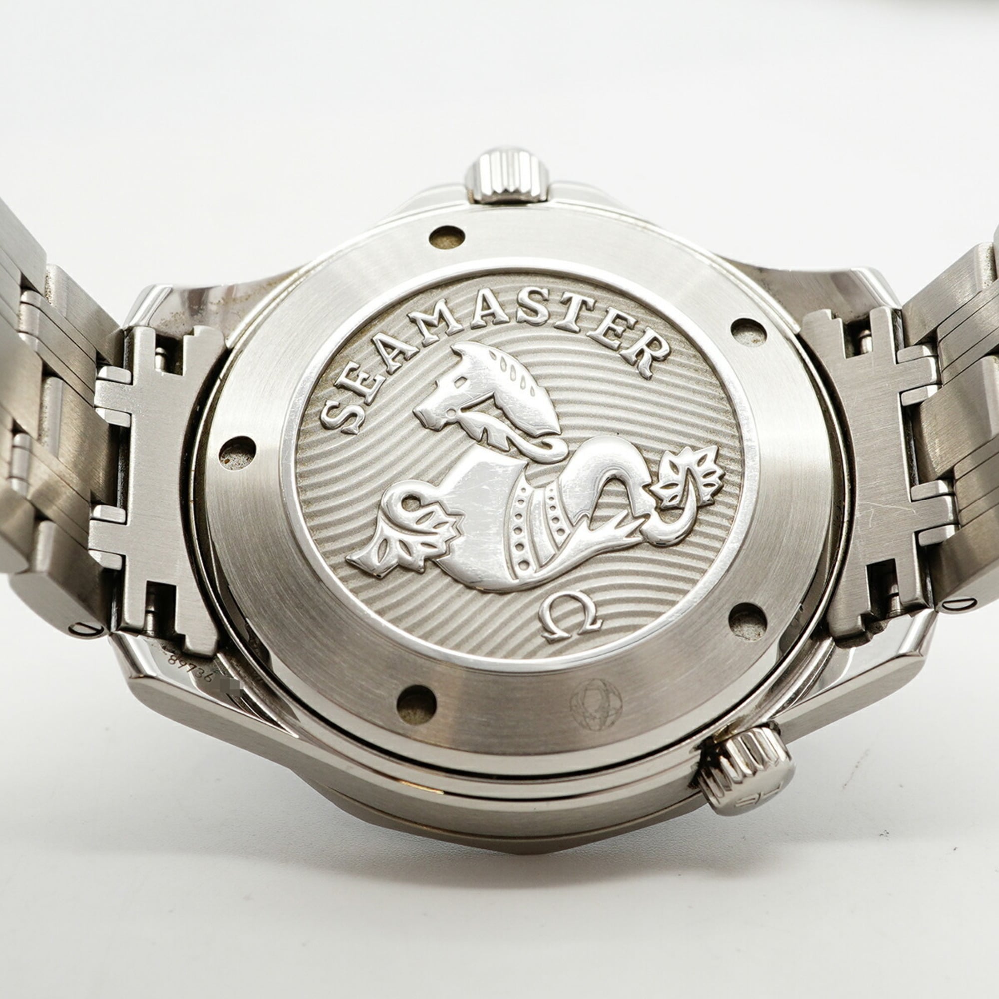 Omega Seamaster 212.30.41.20.01.003 Herrenuhr Schwarz Zifferblatt