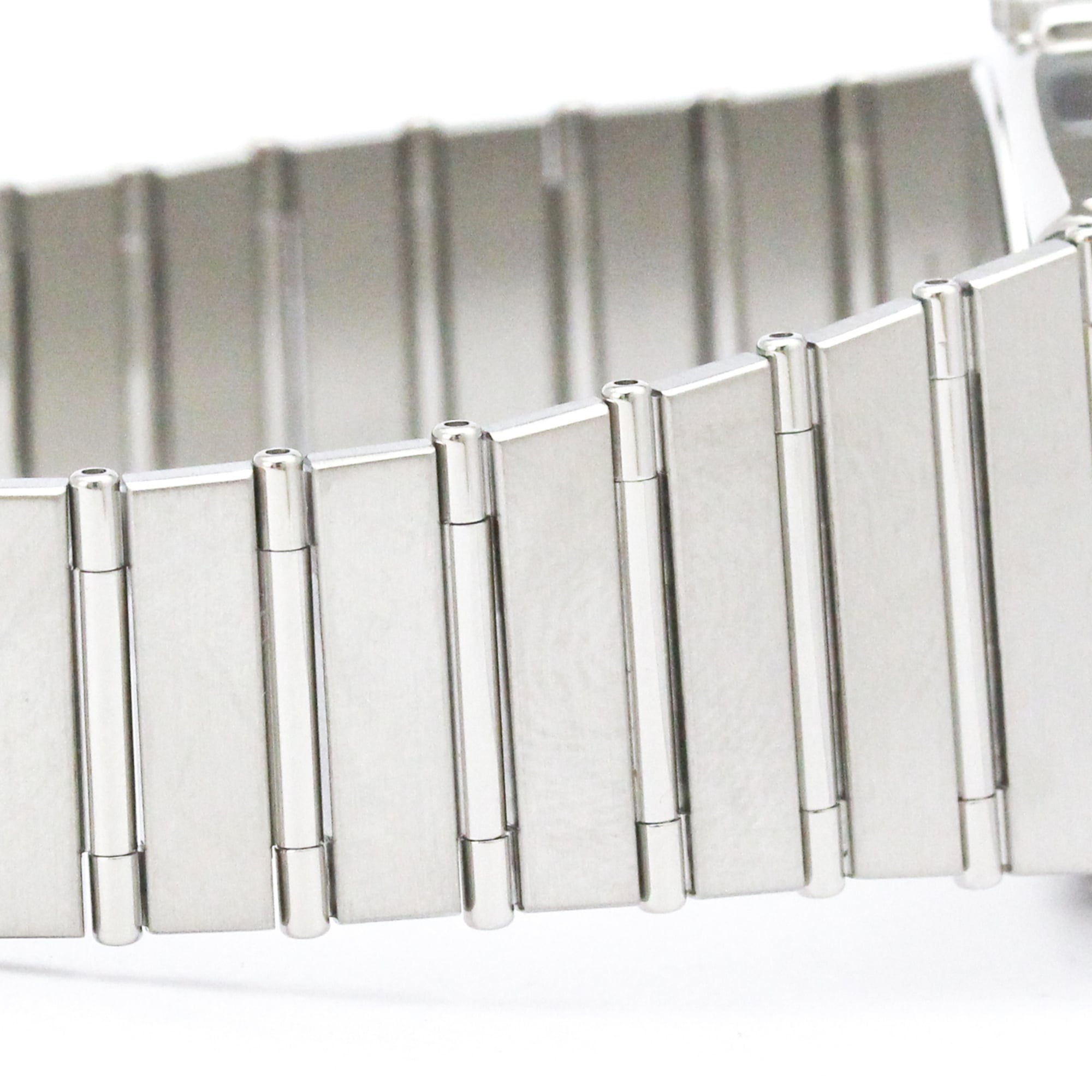 Omega Constellation 3.961.070 Silver Dial 33mm Watch