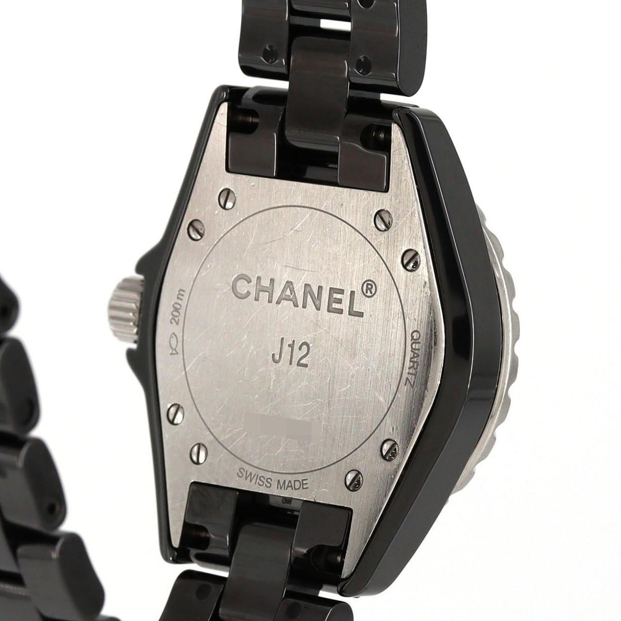 Chanel J12 33mm Ceramic H0682 Quartz Watch