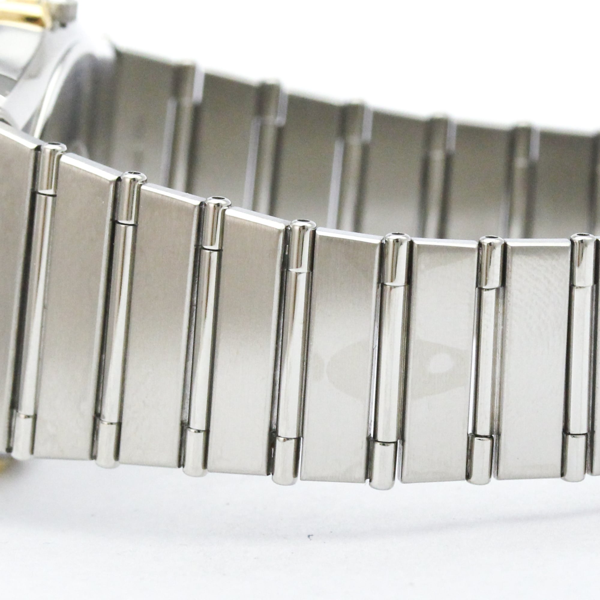 Omega Constellation 3.961.070 White Dial 33mm Watch