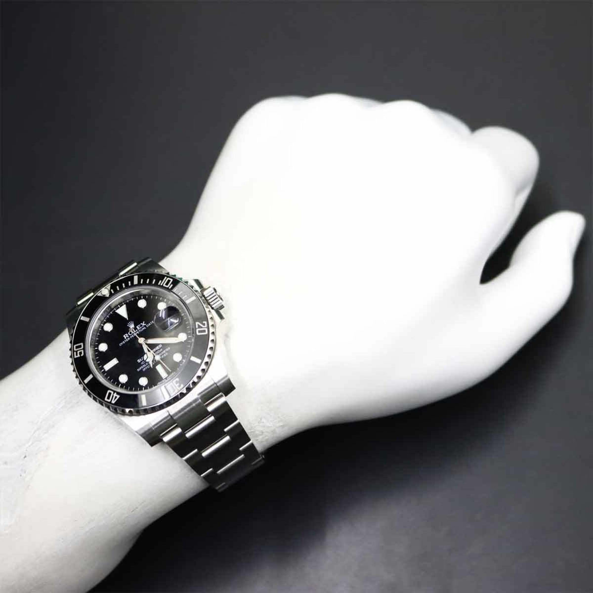 Rolex Submariner Datum 116610LN Schwarz Zifferblatt 40mm Uhr