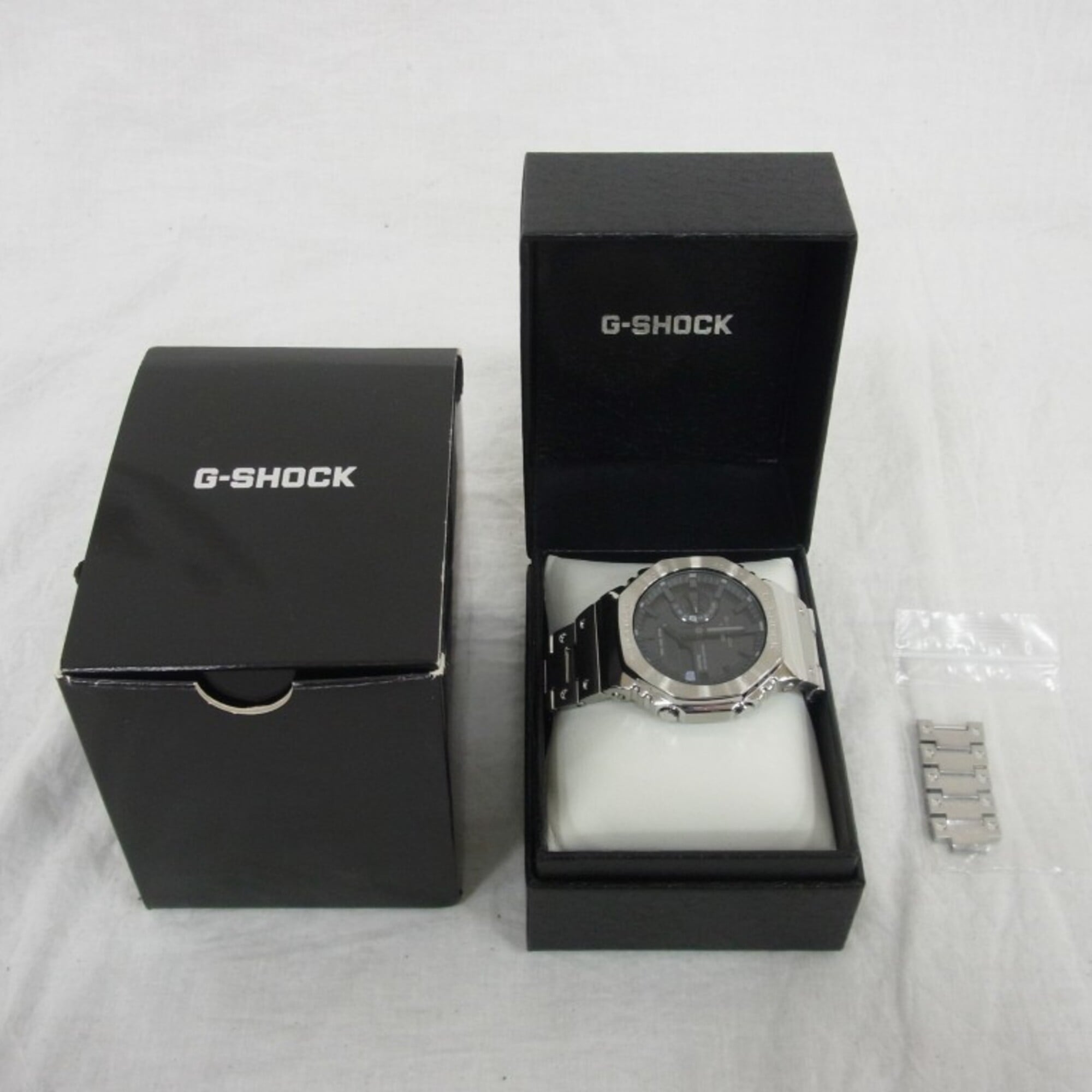 Montre Pour Hommes CASIO G-SHOCK FULL METAL série 2100, modèle GM-B2100SD-1AJF, gris argenté, en acier inoxydable