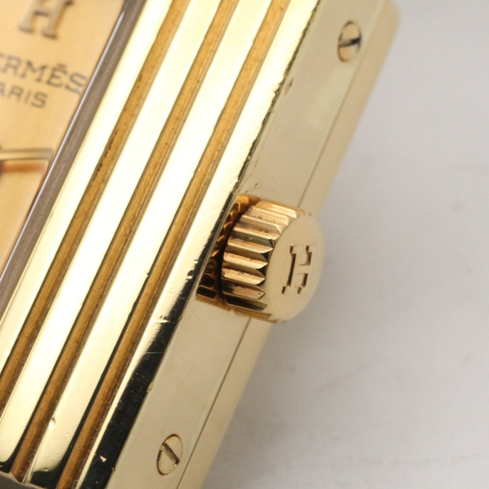 Hermes Kelly Gold Plated Leather Strap Ladies' Champagne Color KE1.201