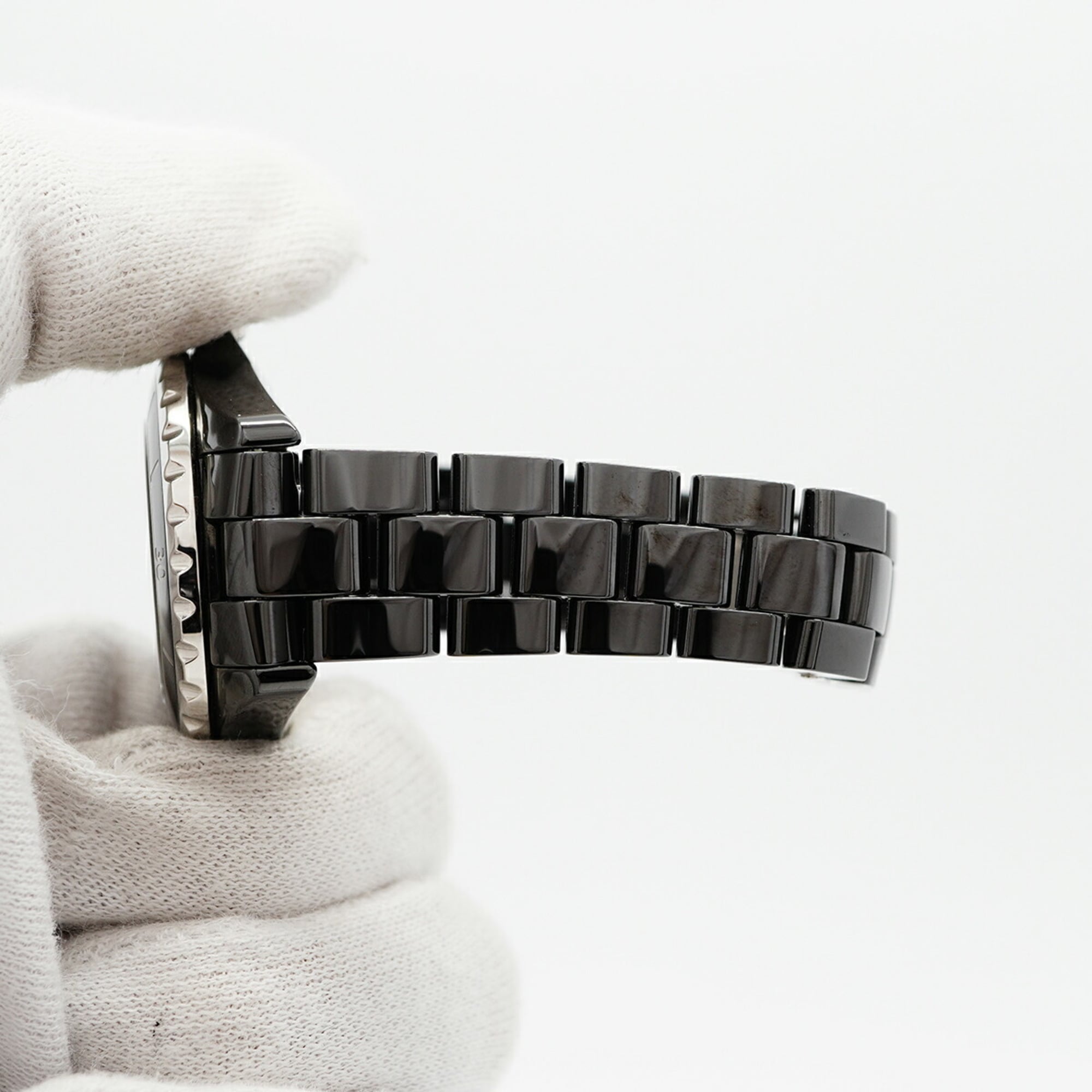 Chanel J12 H0682 Damenuhr Schwarz Zifferblatt