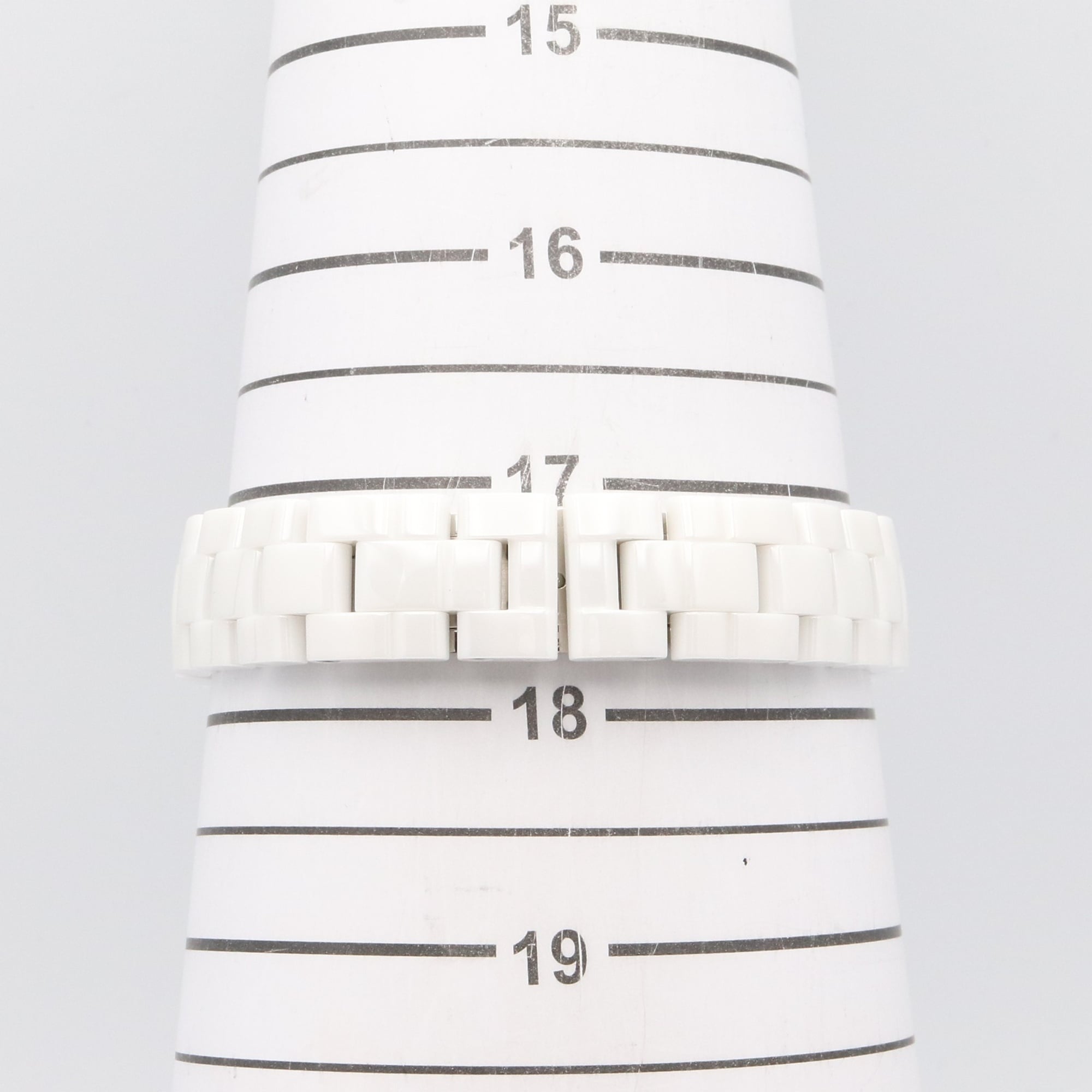 Chanel J12 H0967 White Dial Ceramic 33mm Watch