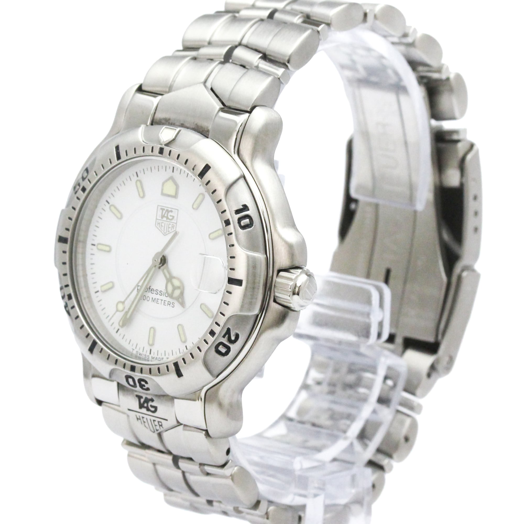 TAG Heuer 6000 Series WH1111 White Dial 38mm Watch