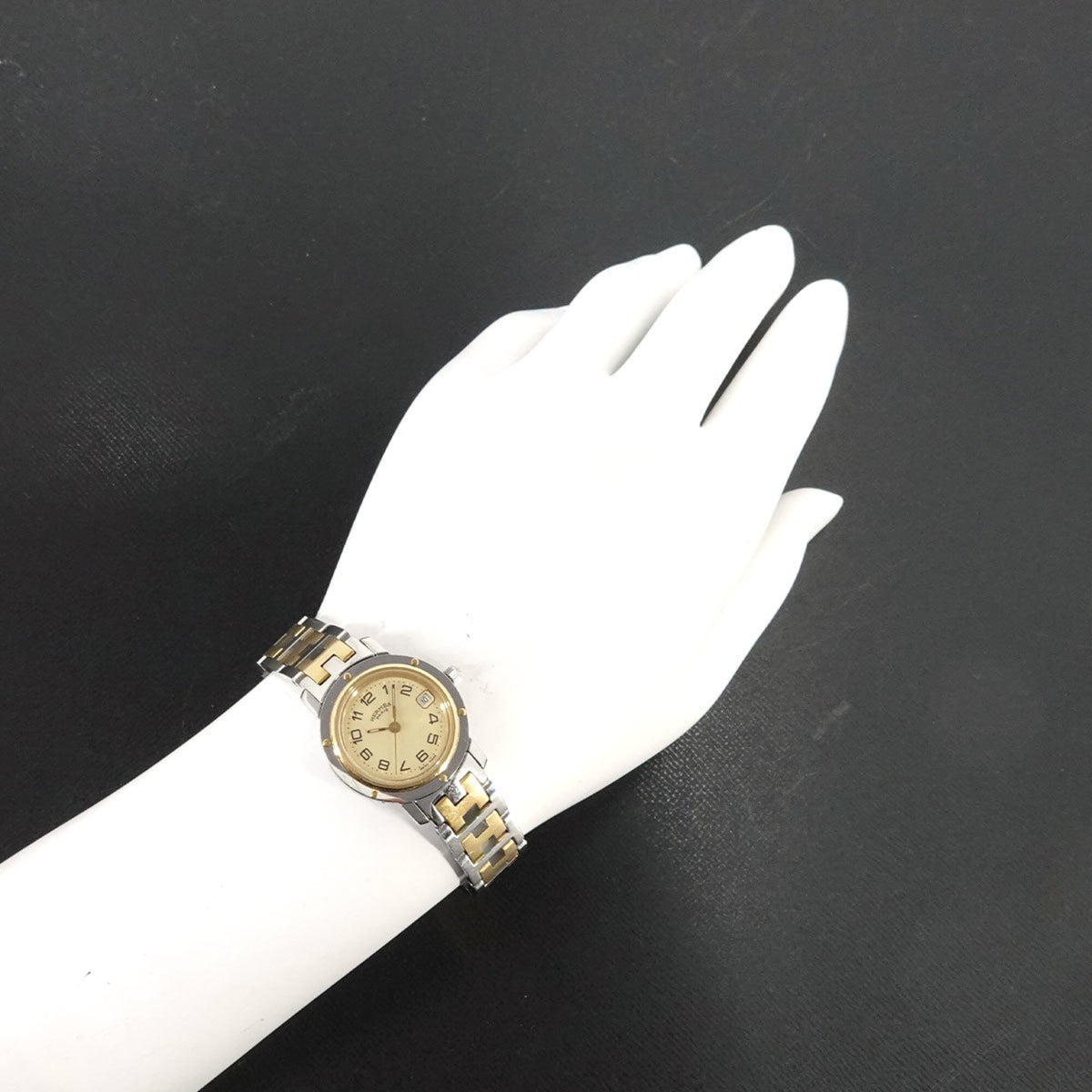 Hermes CL4 220 horloge met ivoorkleurige wijzerplaat, 24 mm