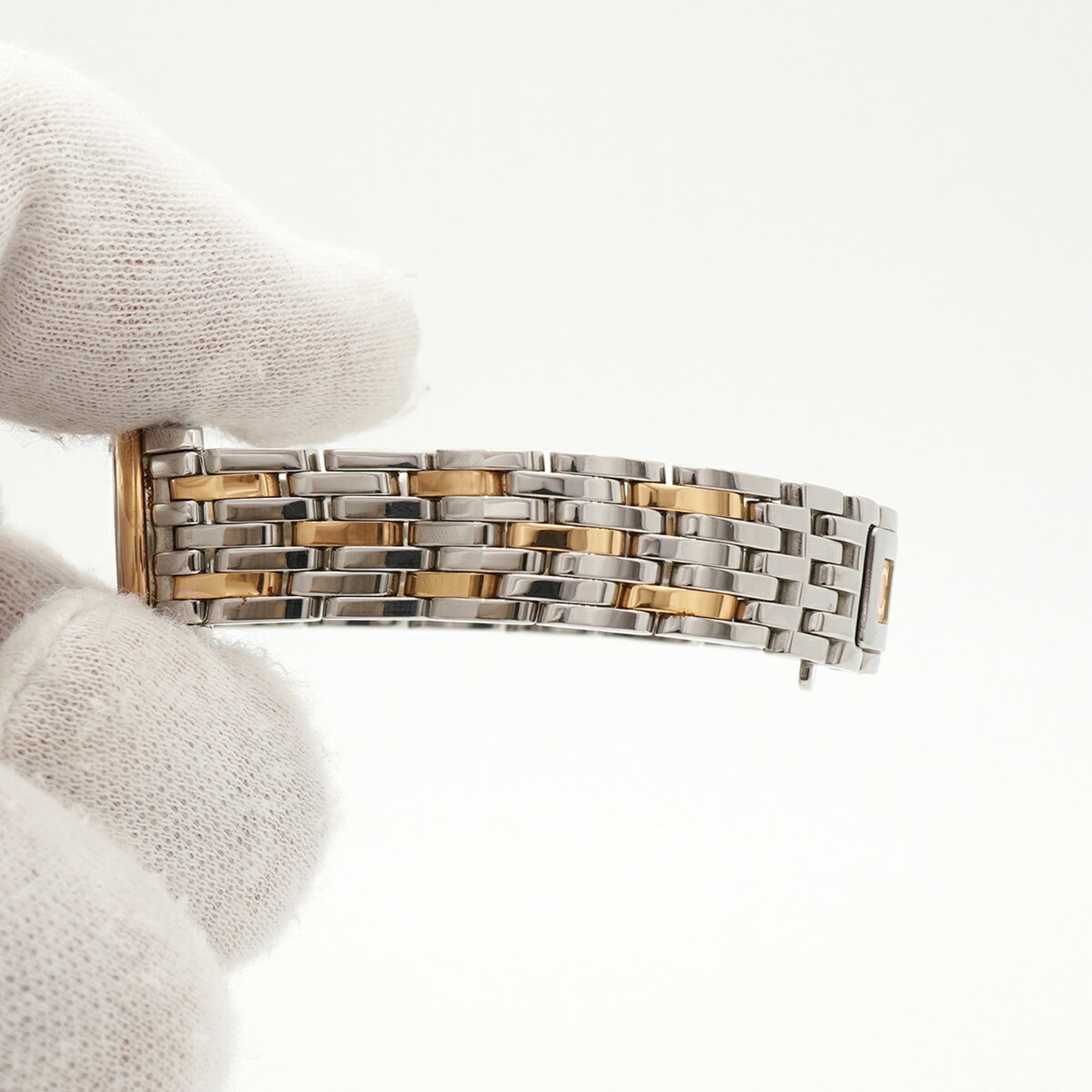 Omega De Ville 424.20.24.60.05.002 White Dial 24mm Watch
