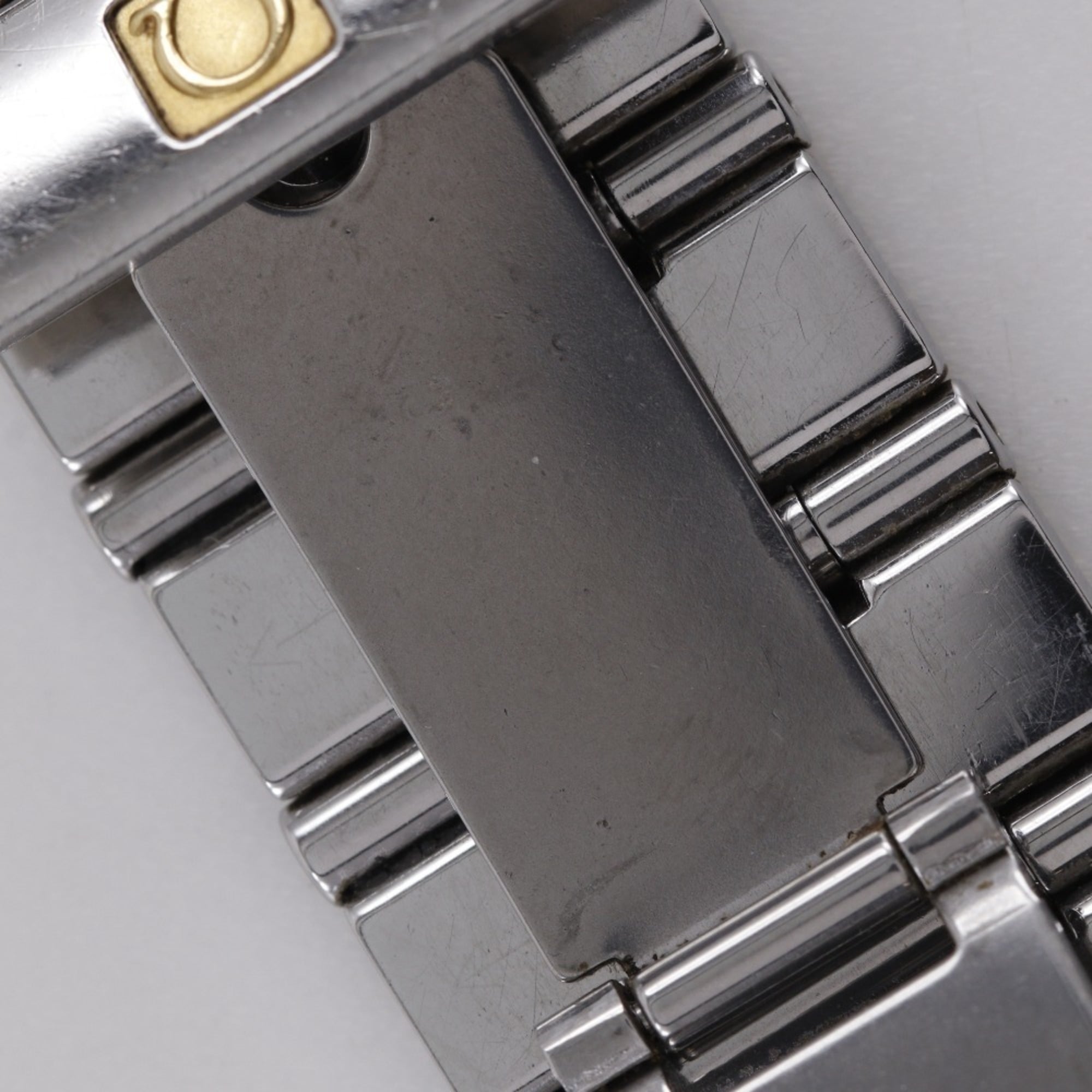 OMEGA Constellation Carree Uhr, Kal. 1376 1528.46, Edelstahl mit Diamanten, 1998, UhrwerkQuarzUhrwerk, analoge Anzeige, Schwarz Zifferblatt, Damenuhr.