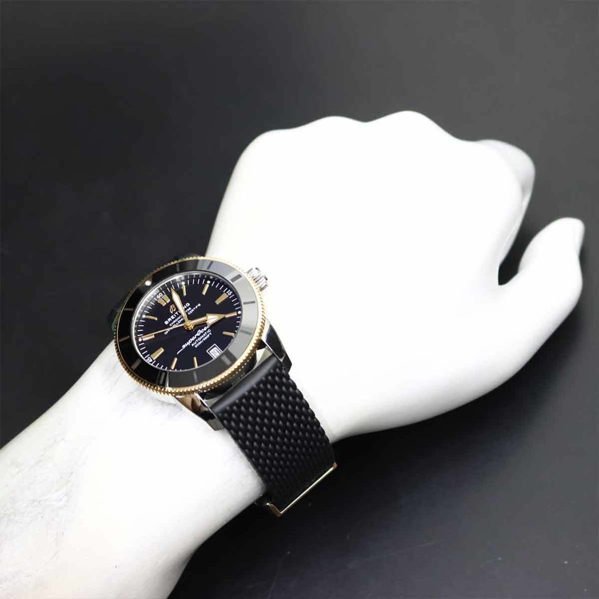 Breitling Superocean Heritage B20 UB2010 Black Dial 42mm Watch