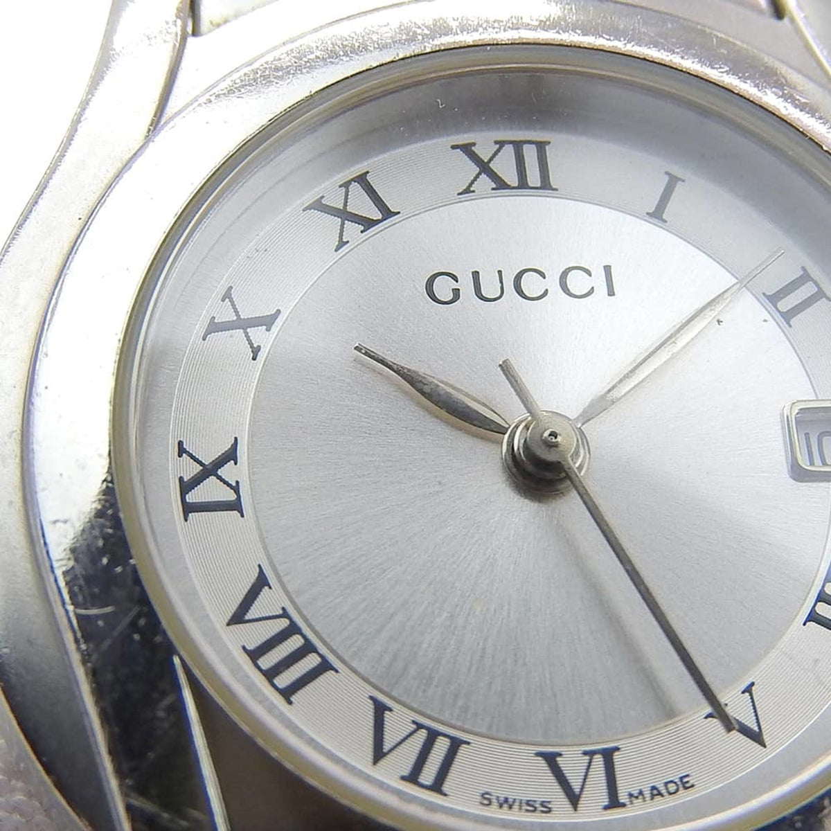 Gucci 5500L Stainless Steel Quartz Analog Watch with Silver Dial for Women