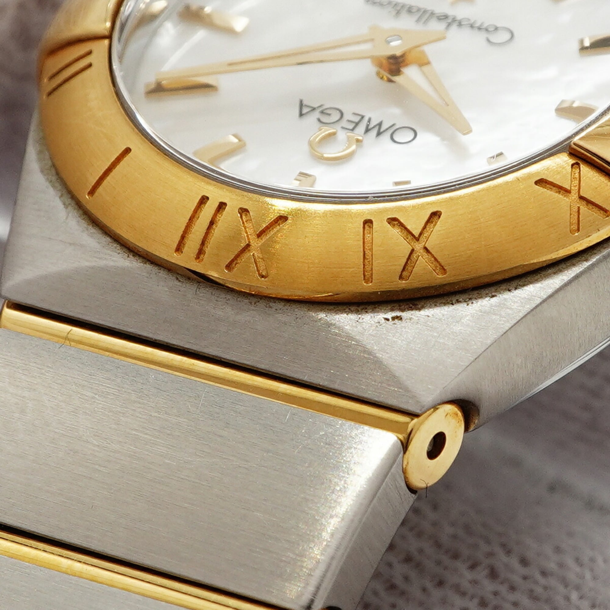 Omega Constellation 123.20.24.60.05.002 White Dial Women's Watch