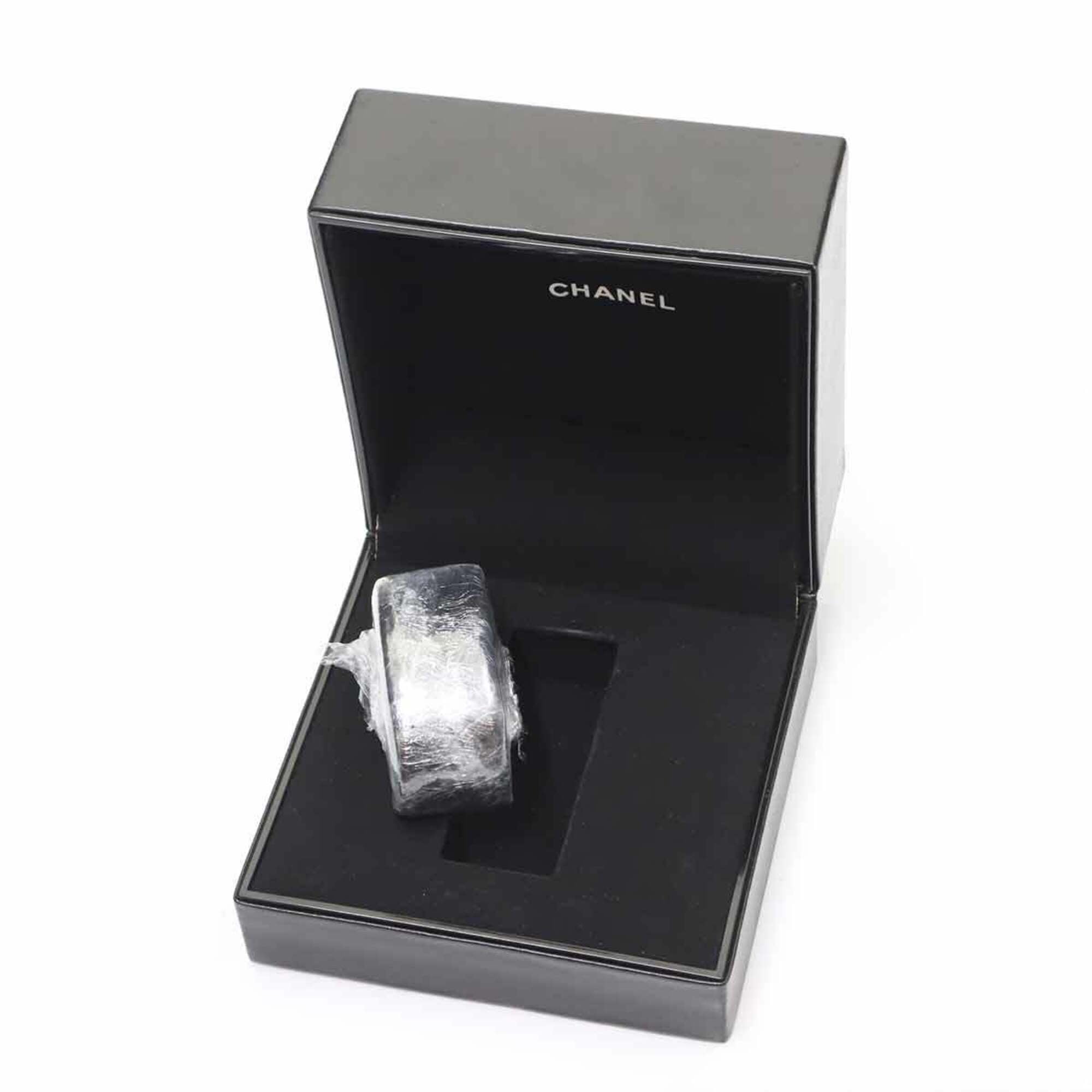 Chanel J12 H2011 White Dial 42mm Watch