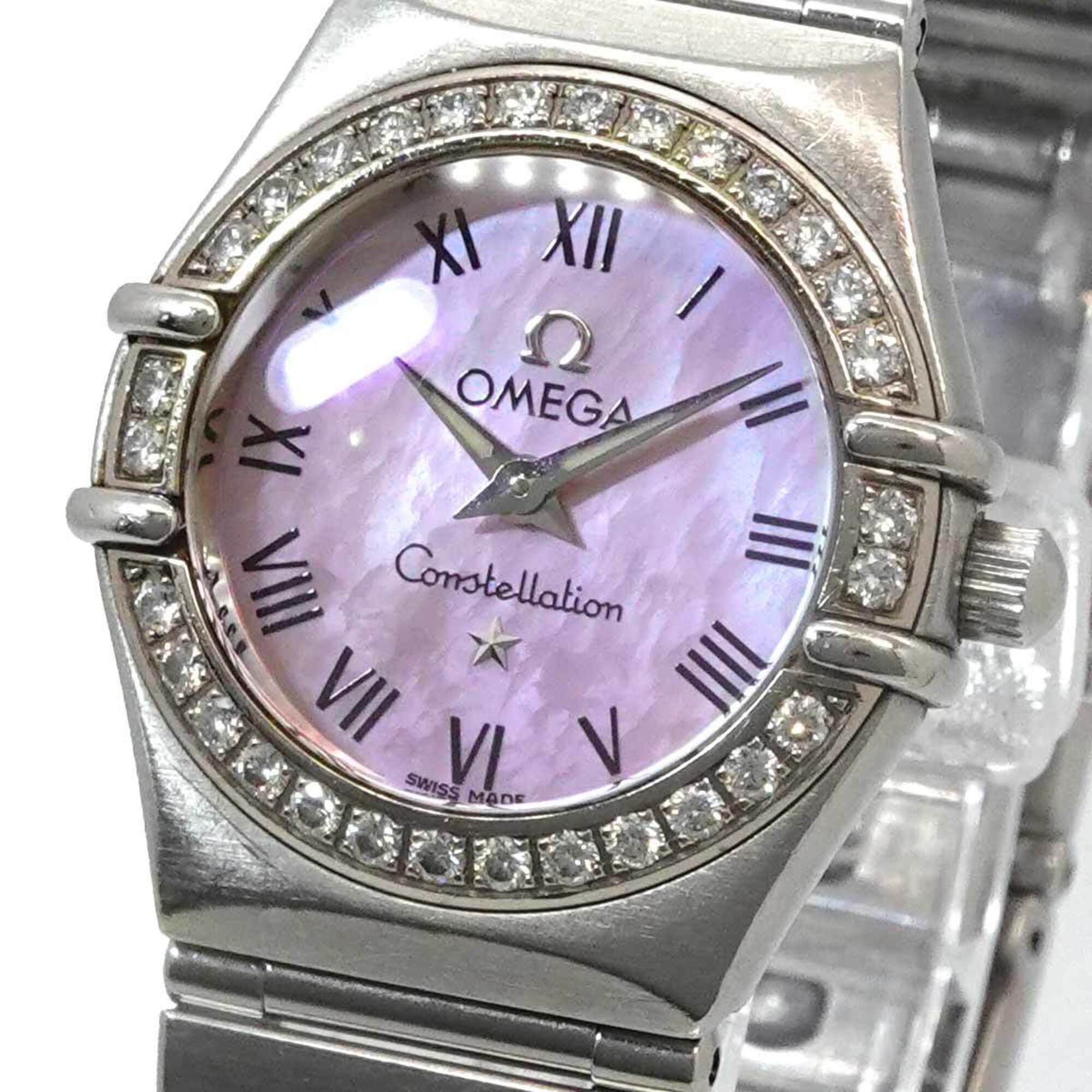 Montre Pour Femmes Omega Constellation 1476 83 à lunette sertie de diamants, cadran Rose Quartz