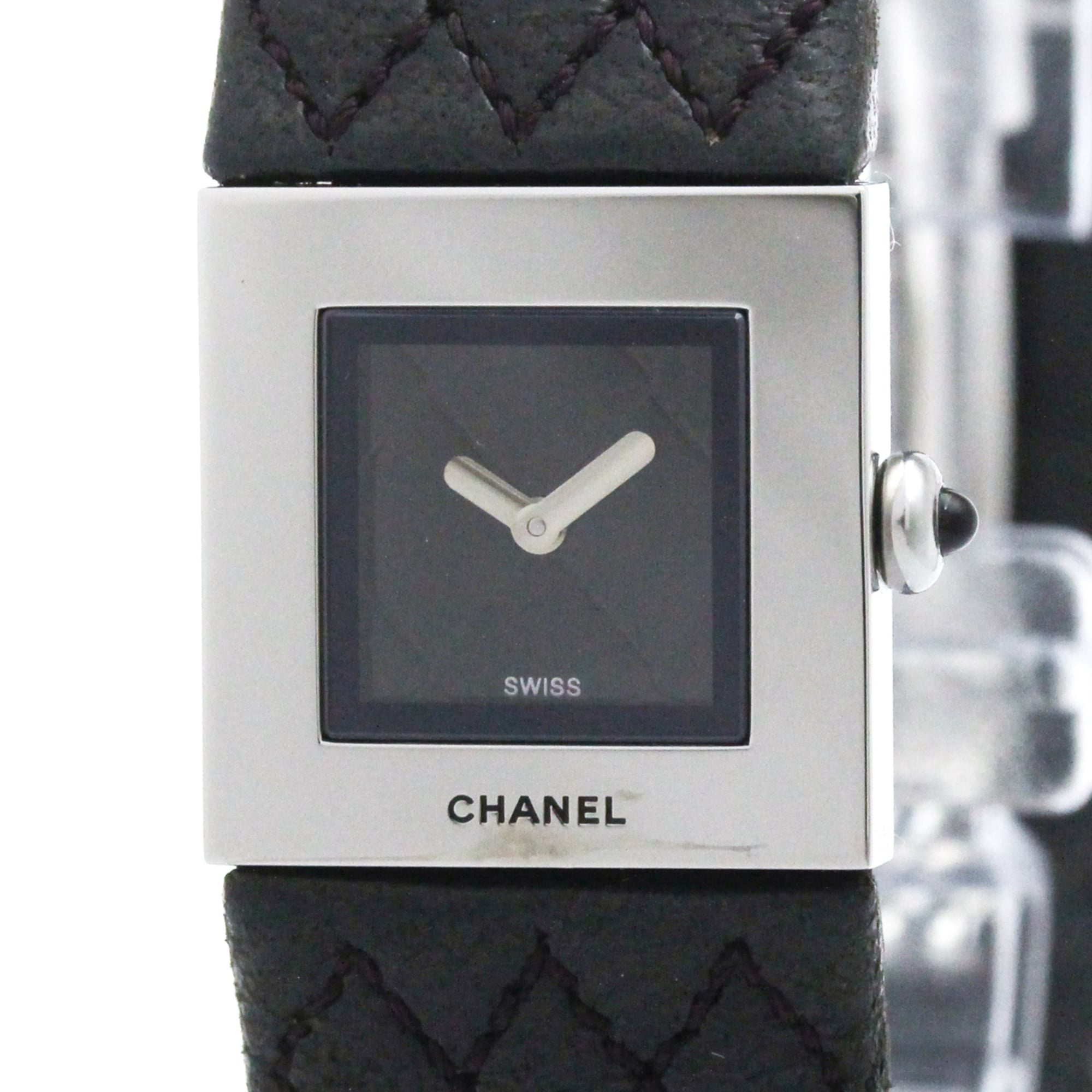 Chanel Matelasse H0116 Black Dial 19mm Watch