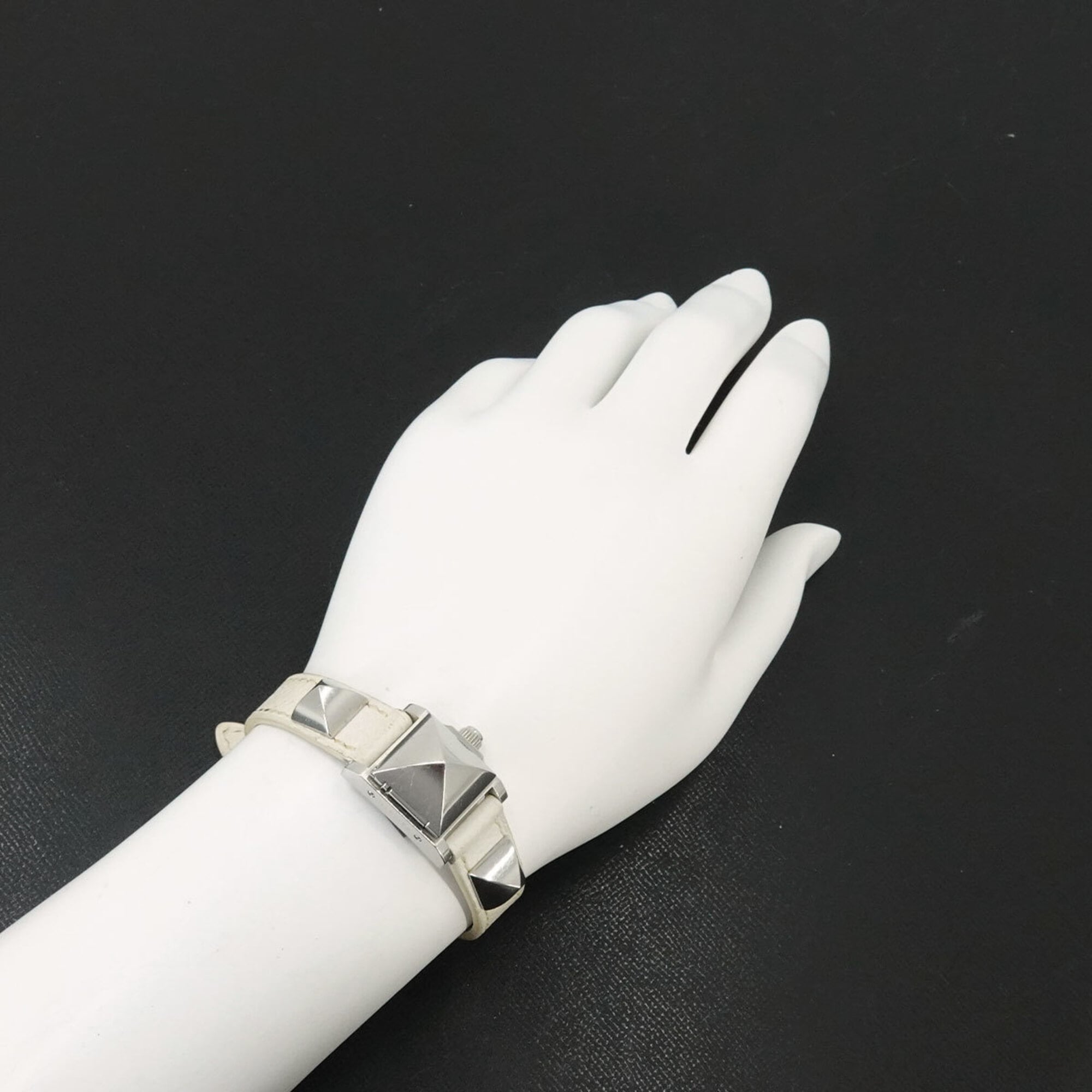 Hermes Medor Mini ME2 110 Wo Studded White Quartz