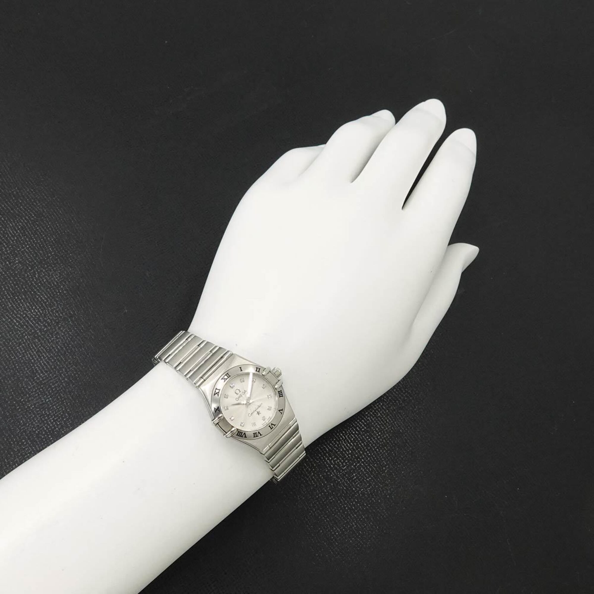 Omega Constellation Mini 1562 36 12P Diamond Ladies' Silver Quartz