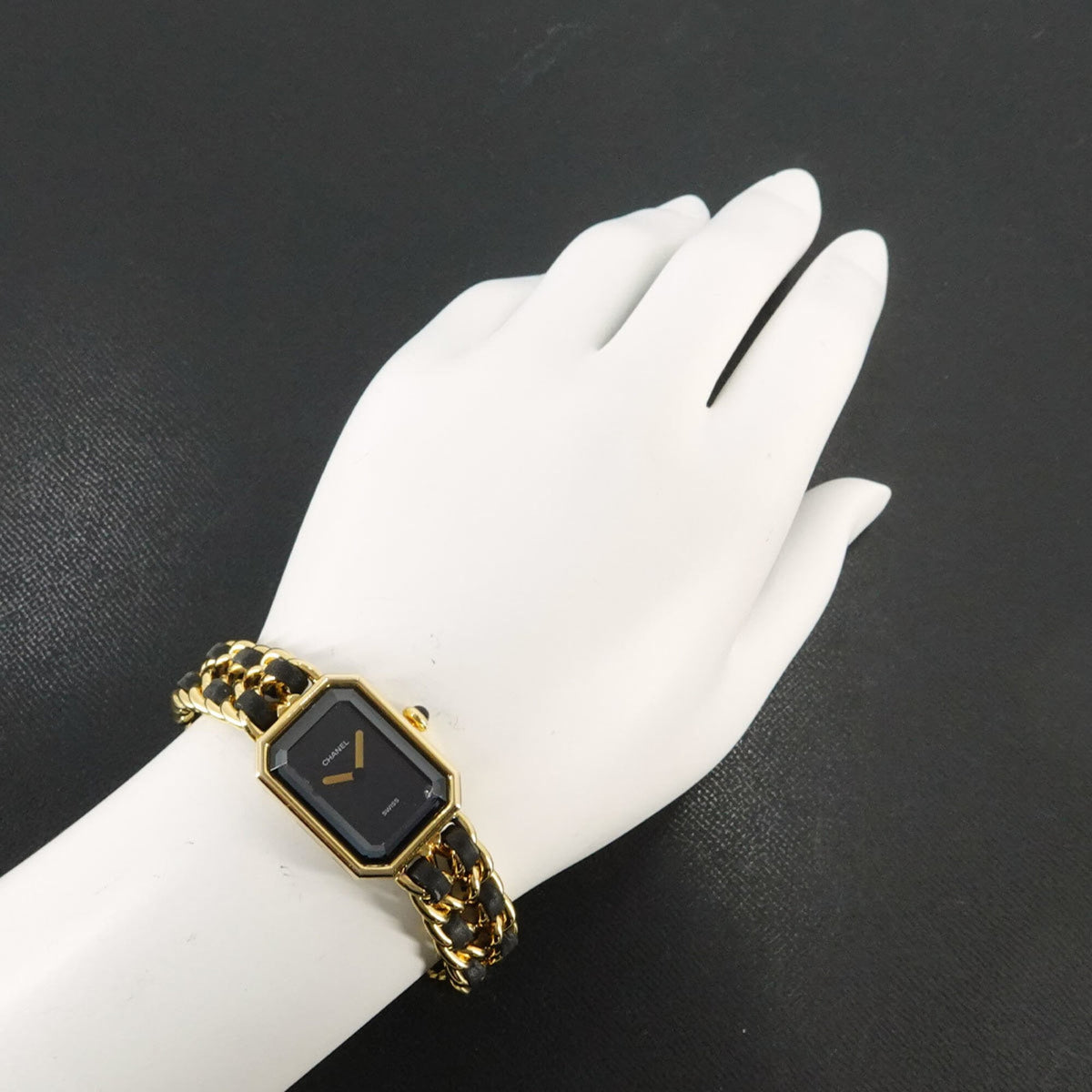 Chanel Première Large Size H0001 Black Dial 20mm Watch