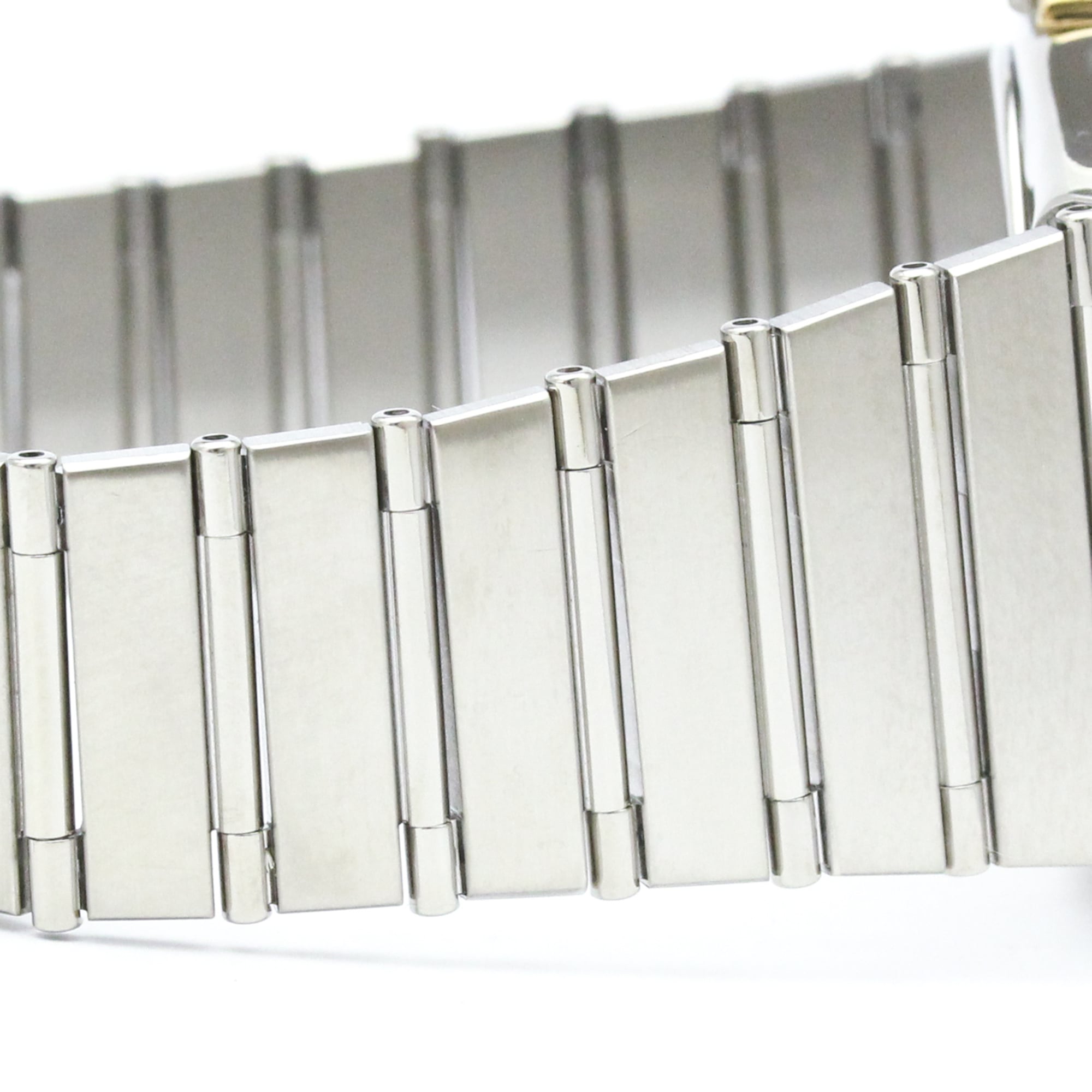 Omega Constellation 3.961.070 Gold Dial 33mm Watch