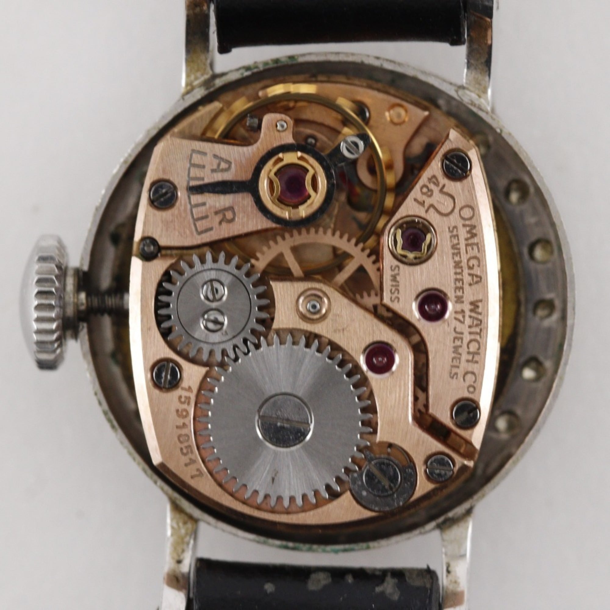 OMEGA-Antik-Uhr, Kal. 481, Platin, Diamanten, geprägtes Leder, Handaufzug, analoge Anzeige, Weiß Zifferblatt, Damenuhr