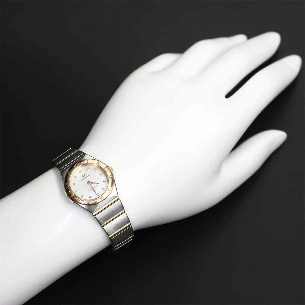 Omega Constellation 131 20 25 60 63 001 White shell Dial 25mm Watch