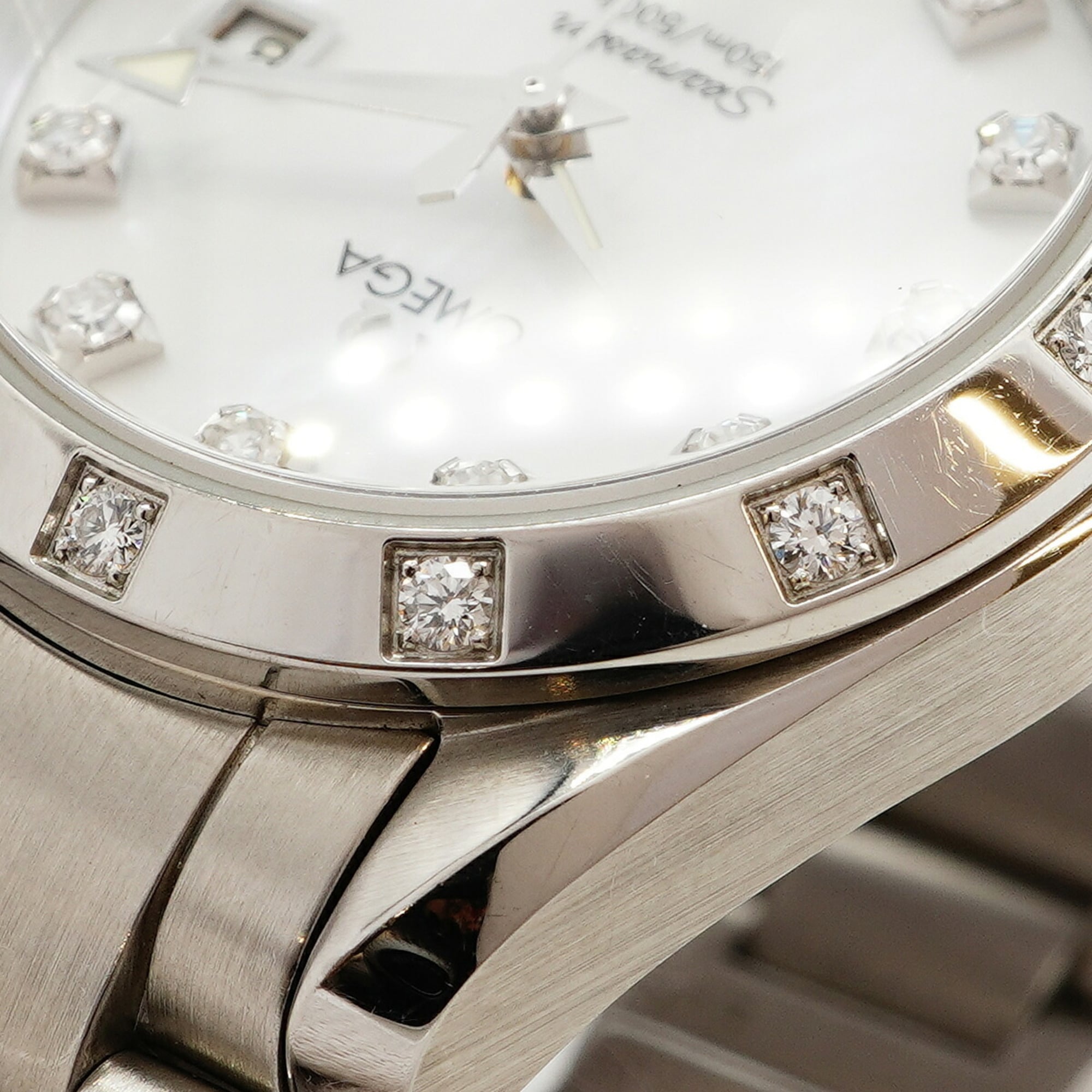 Omega Seamaster 2575.75 White Dial 29mm Watch
