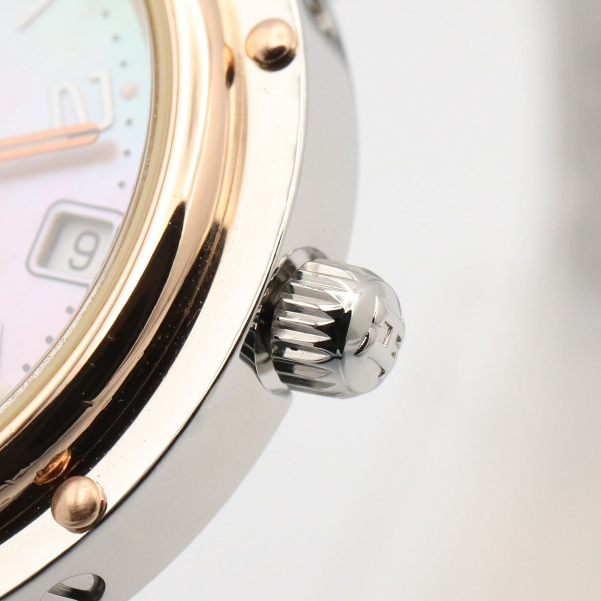 Hermes Clipper Nacre CL4.221 roze schelpwijzerplaat 23 mm horloge