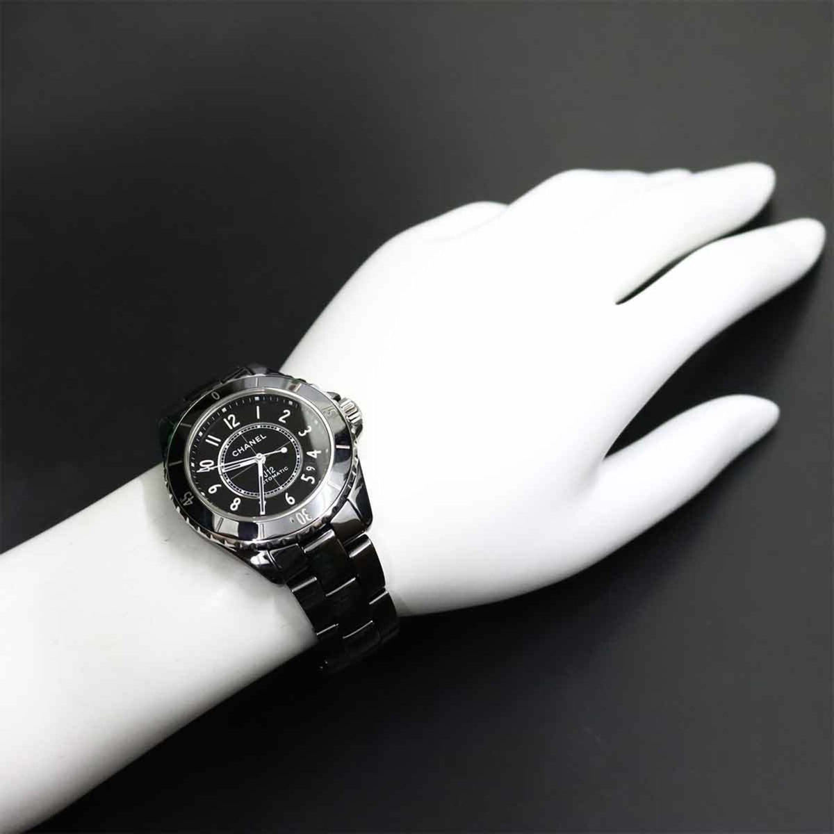 Chanel J12 38mm H5697 Black Dial 39mm Watch