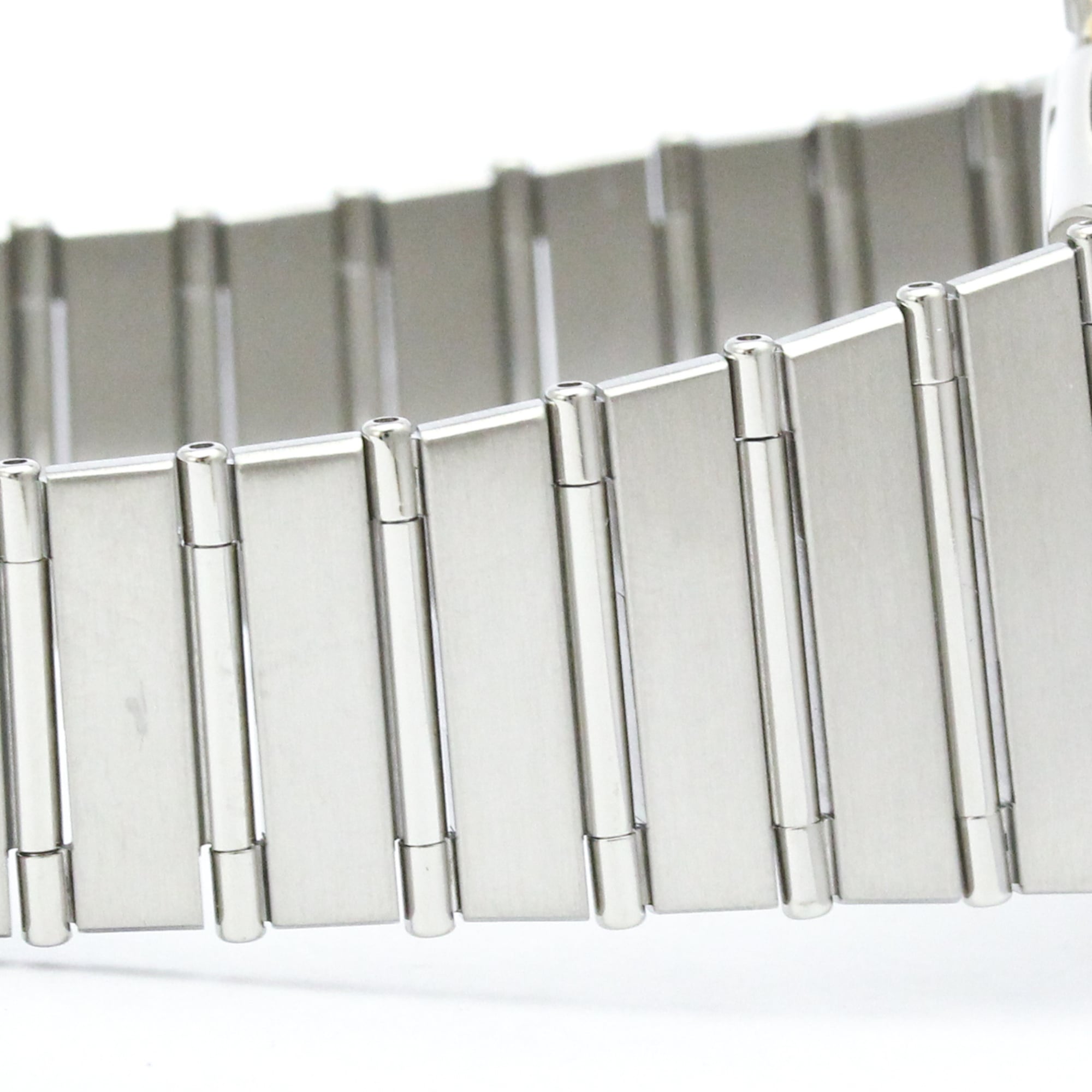 Omega Constellation 3.961.080 Gold Dial 33mm Watch