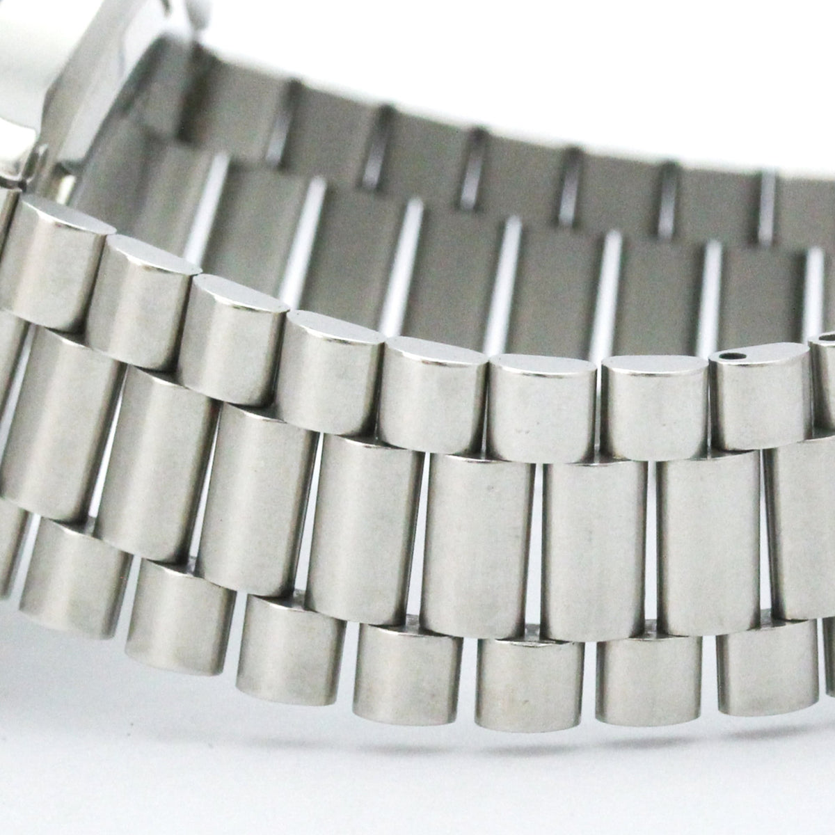 TAG Heuer 2000 Series 962.213 Silver Dial 36mm Watch