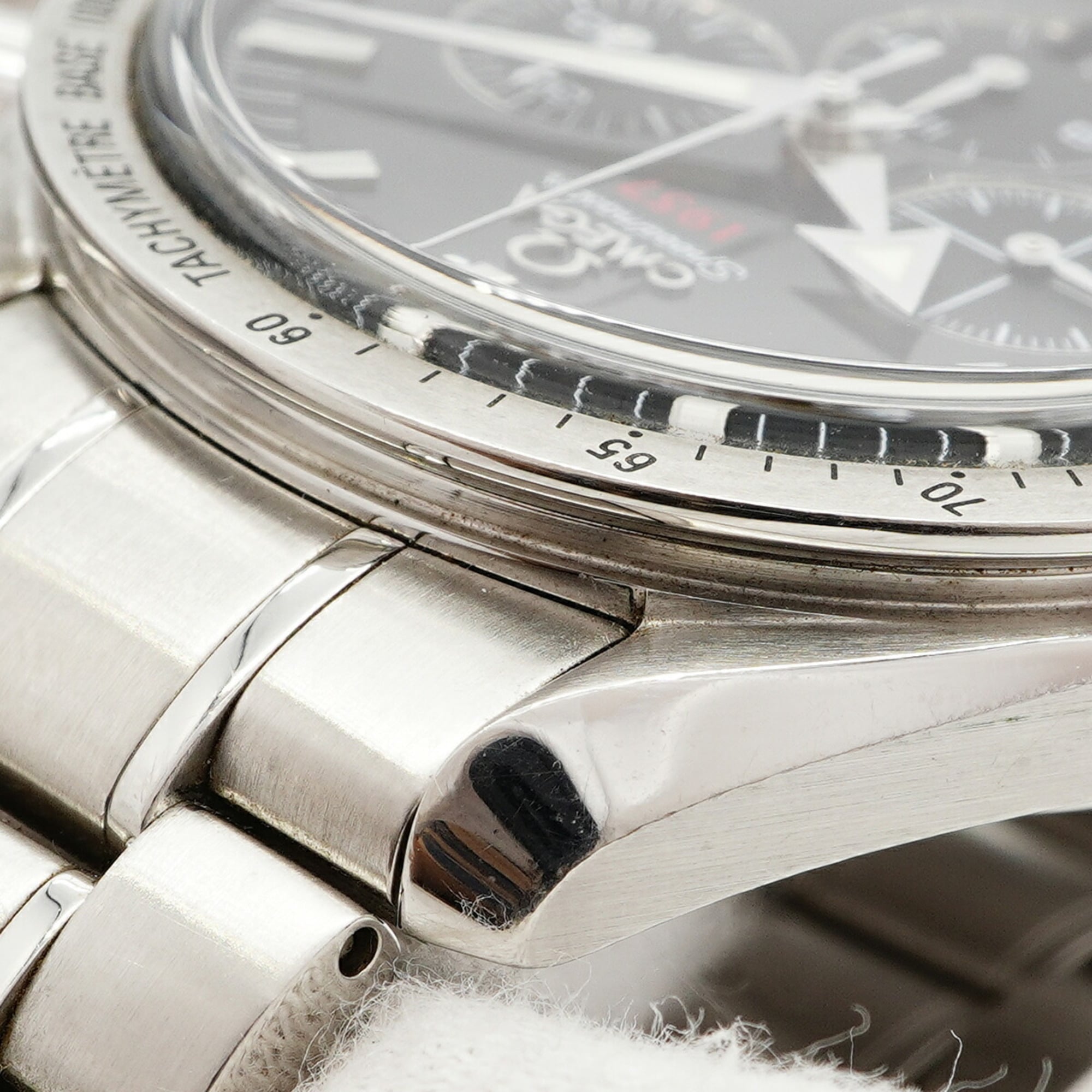 Omega Speedmaster Broad Arrow 321.10.42.50.01.001 Herrenuhr Schwarz Zifferblatt