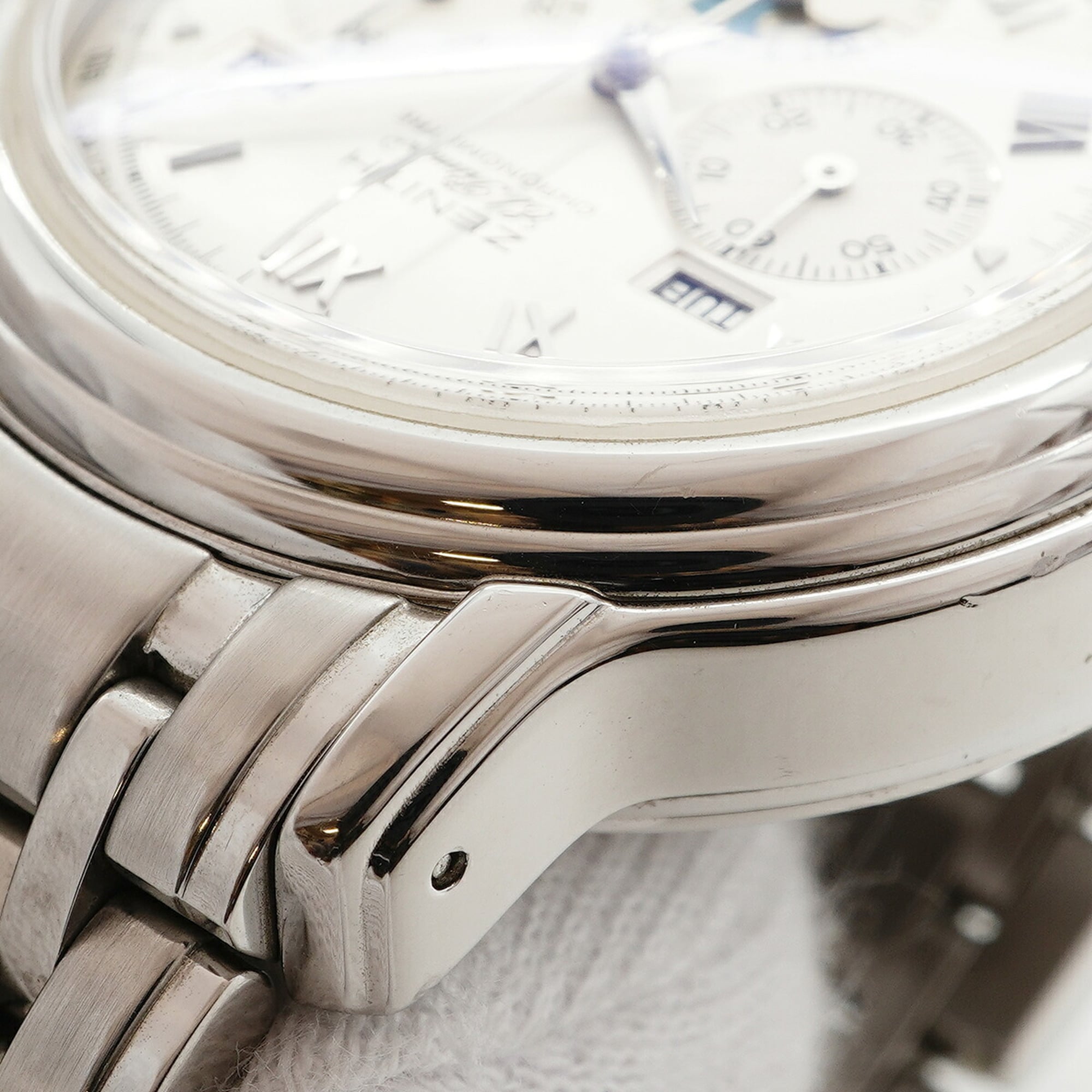 Zenith Chronomaster El Primero Moonphase 02.0240.410 Silver Dial