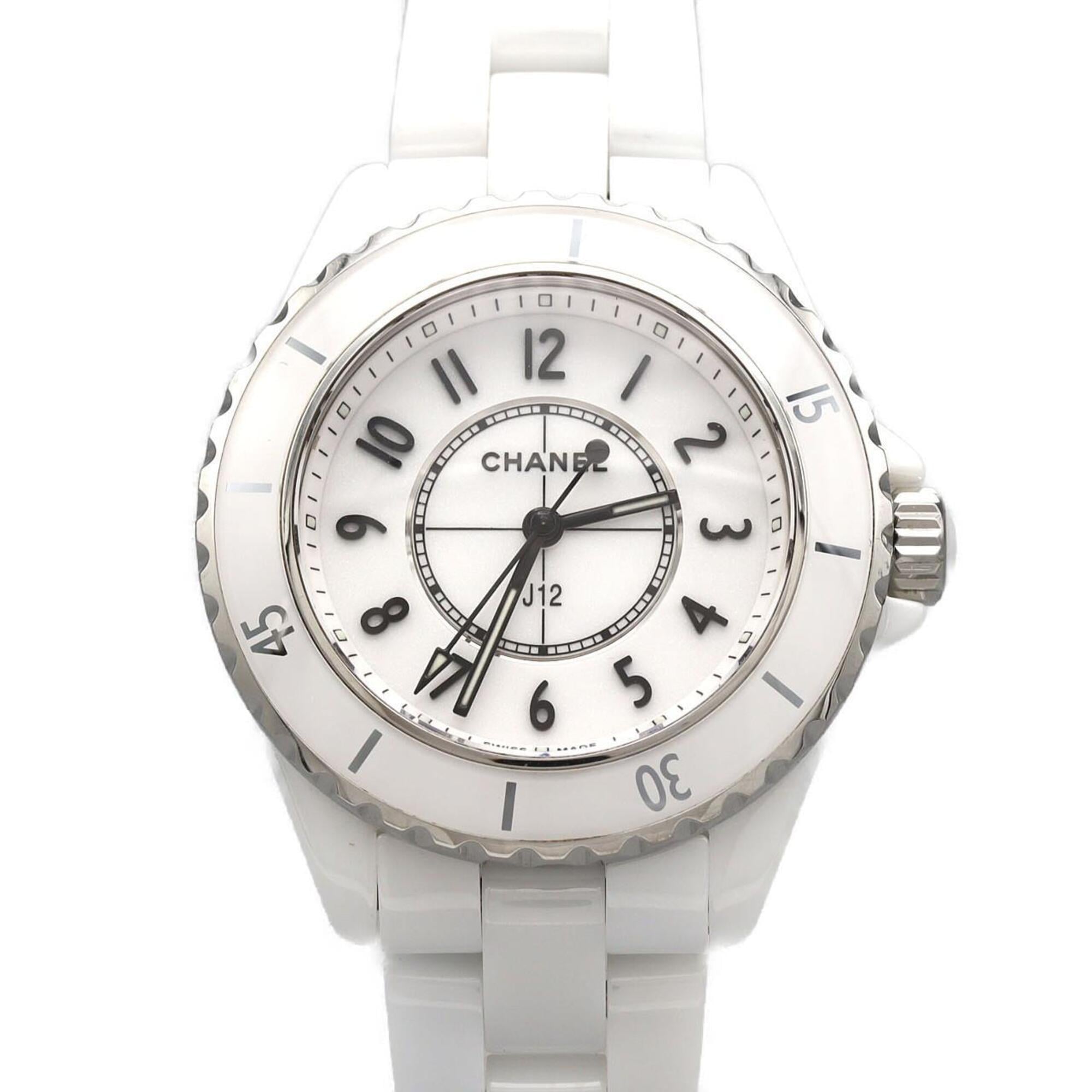 Chanel J12 33mm Ceramic H5698 Quartz Watch
