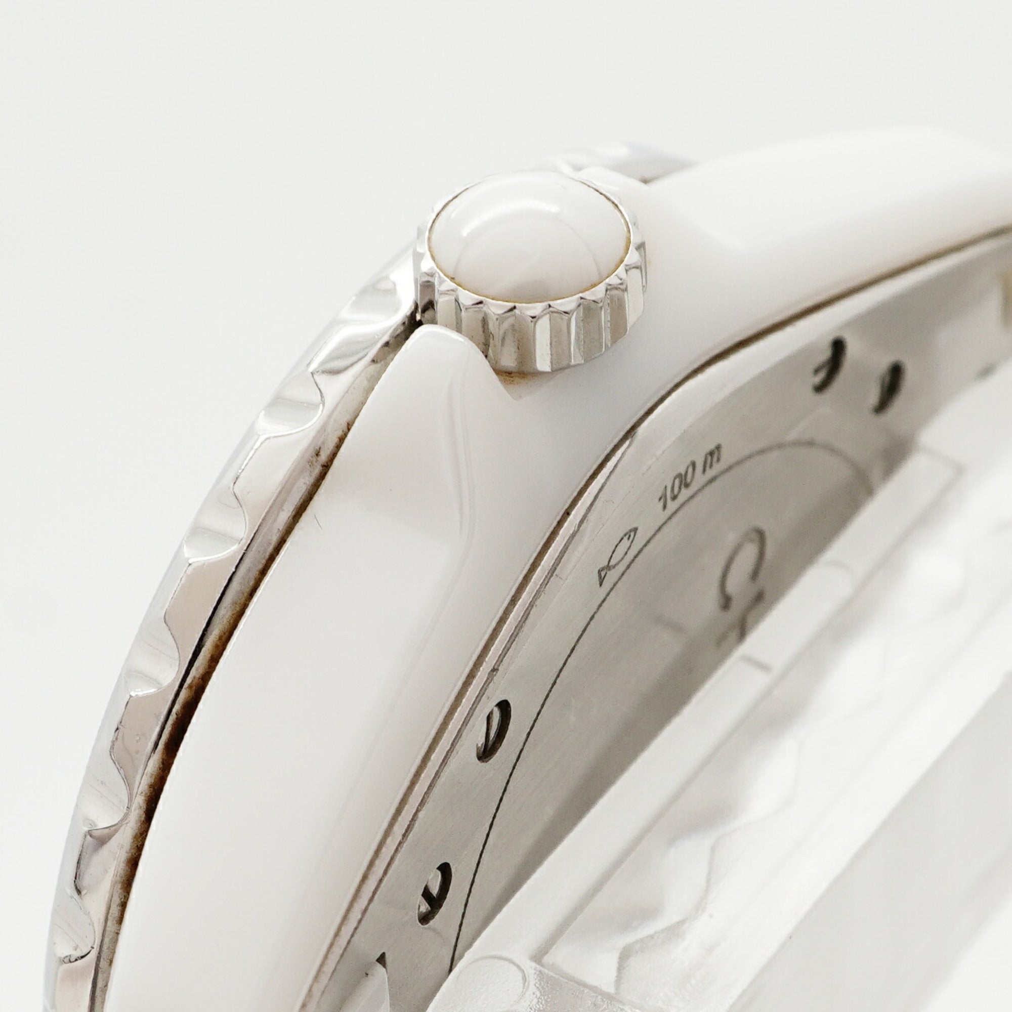 Chanel J12 GMT H3103 herenhorloge met witte wijzerplaat