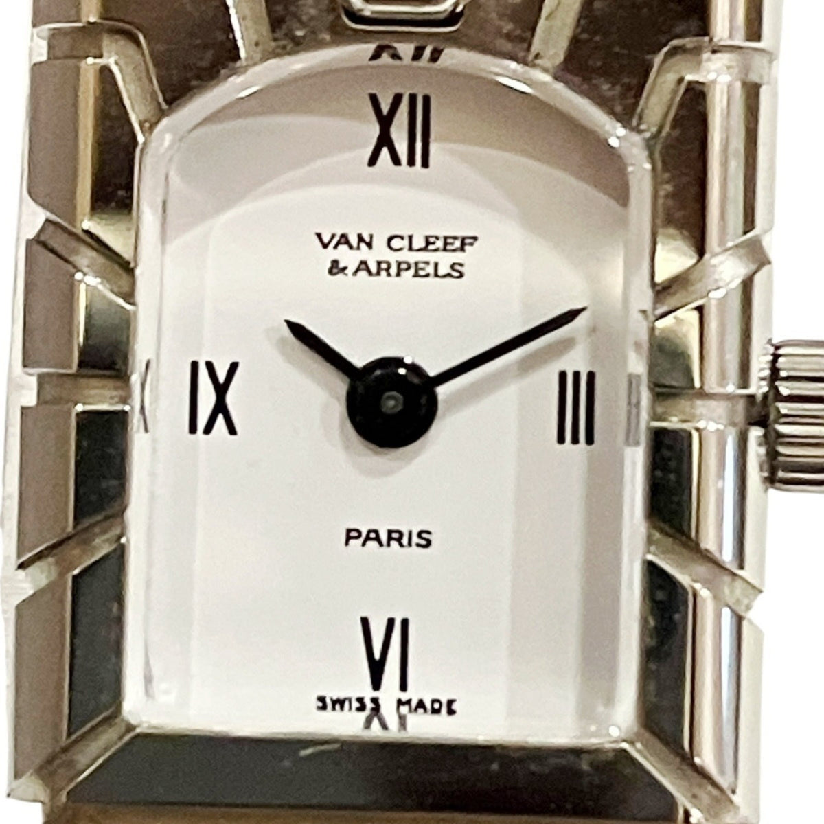 Van Cleef & Arpels Facade 531963T5 White Dial 13mm Watch